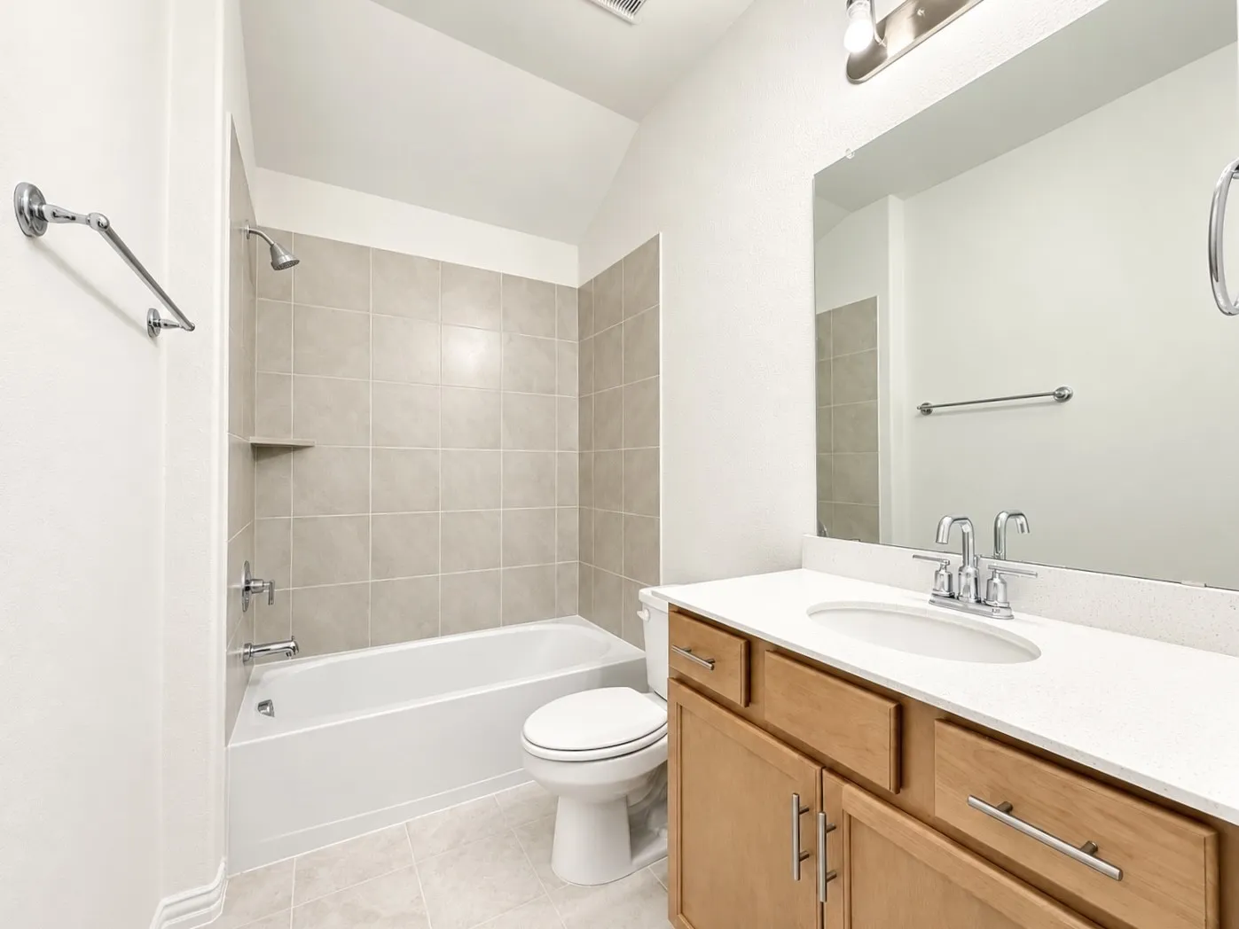 Single Family Residence For Rent in Denton County , 2013 Bayou Glen Drive, Denton, Texas 76207, 3 Bedroom, 2 Bathroom, 2 Garage spaces, 1,518 Sqft, built in 2026, mls#21390518, Real Estate Agent in Denton, Homes For Rent in Denton county, Homes For Rent in Denton, Realtor in Denton Texas, Real Estate Brokerage Independent Realty Texas, Luminita Cordes Realtor