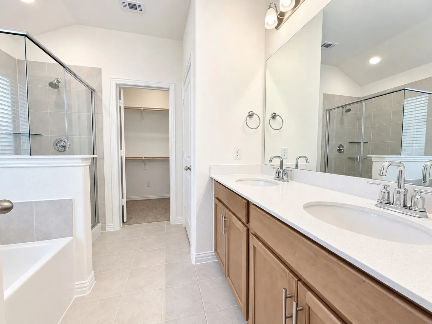 Single Family Residence For Rent in Denton County , 2013 Bayou Glen Drive, Denton, Texas 76207, 3 Bedroom, 2 Bathroom, 2 Garage spaces, 1,518 Sqft, built in 2026, mls#21390518, Real Estate Agent in Denton, Homes For Rent in Denton county, Homes For Rent in Denton, Realtor in Denton Texas, Real Estate Brokerage Independent Realty Texas, Luminita Cordes Realtor