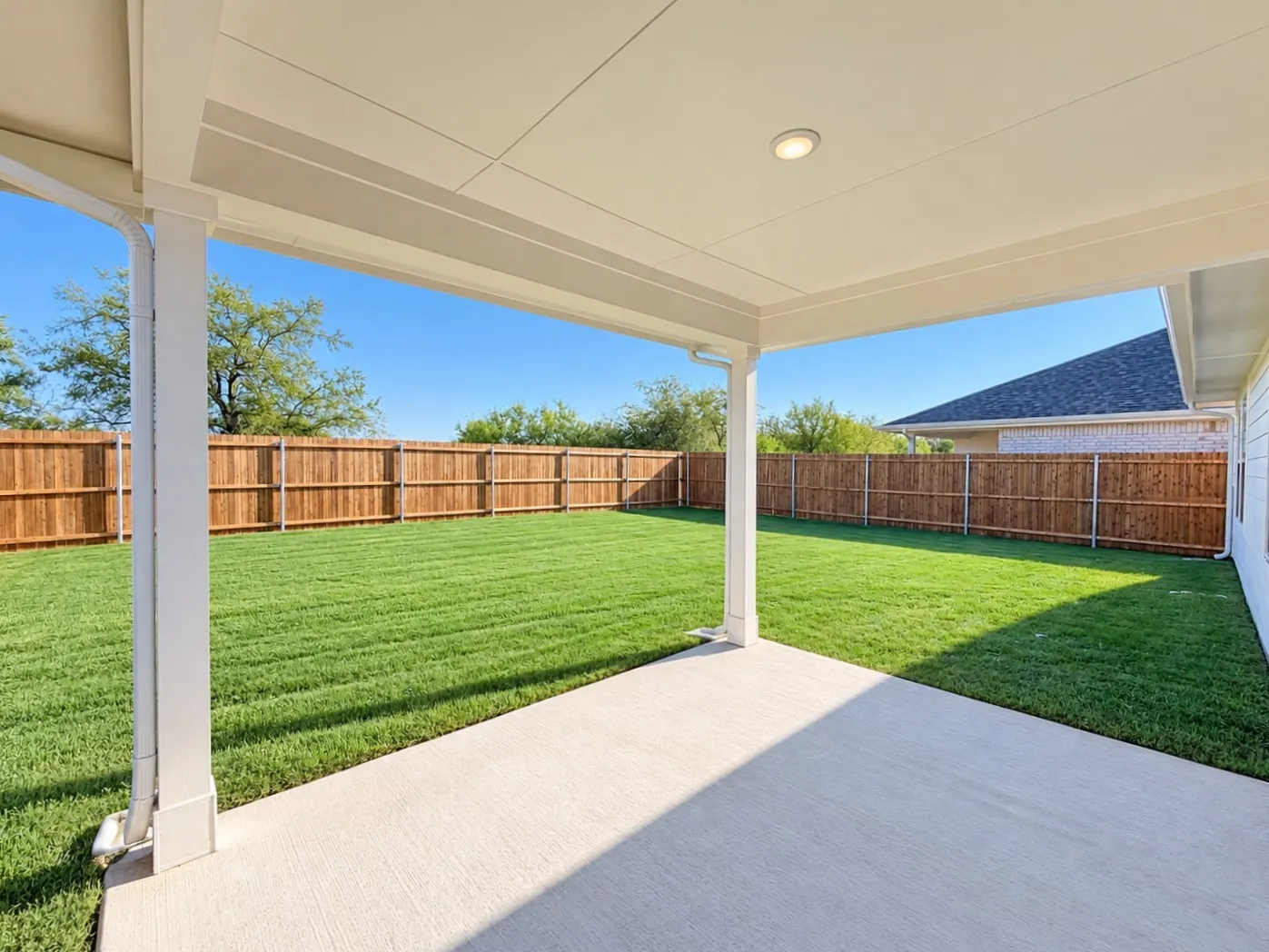 Single Family Residence For Rent in Denton County , 2013 Bayou Glen Drive, Denton, Texas 76207, 3 Bedroom, 2 Bathroom, 2 Garage spaces, 1,518 Sqft, built in 2026, mls#21390518, Real Estate Agent in Denton, Homes For Rent in Denton county, Homes For Rent in Denton, Realtor in Denton Texas, Real Estate Brokerage Independent Realty Texas, Luminita Cordes Realtor