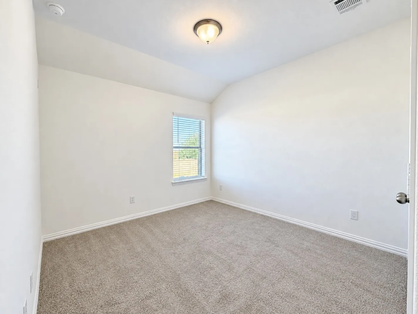 Single Family Residence For Rent in Denton County , 2013 Bayou Glen Drive, Denton, Texas 76207, 3 Bedroom, 2 Bathroom, 2 Garage spaces, 1,518 Sqft, built in 2026, mls#21390518, Real Estate Agent in Denton, Homes For Rent in Denton county, Homes For Rent in Denton, Realtor in Denton Texas, Real Estate Brokerage Independent Realty Texas, Luminita Cordes Realtor