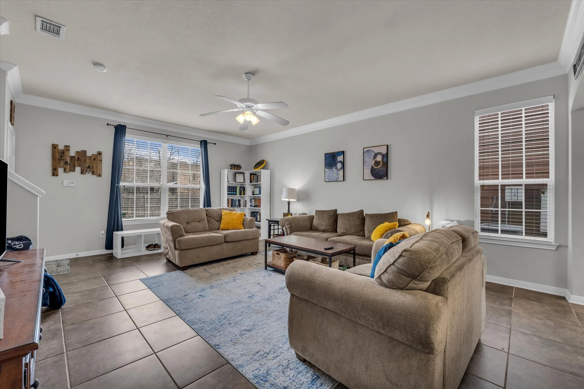 Condominium For Sale in Mc Lennan County , 2513 S 2nd Street 1B, Waco, Texas 76706, 3 Bedroom, 4 Bathroom, Garage spaces, 1,722 Sqft, built in 2008, mls#21390664, Real Estate Agent in Waco, Homes For Sale in Mc Lennan county, Homes For Sale in Waco, Realtor in Waco Texas, Real Estate Brokerage Independent Realty Texas, Luminita Cordes Realtor