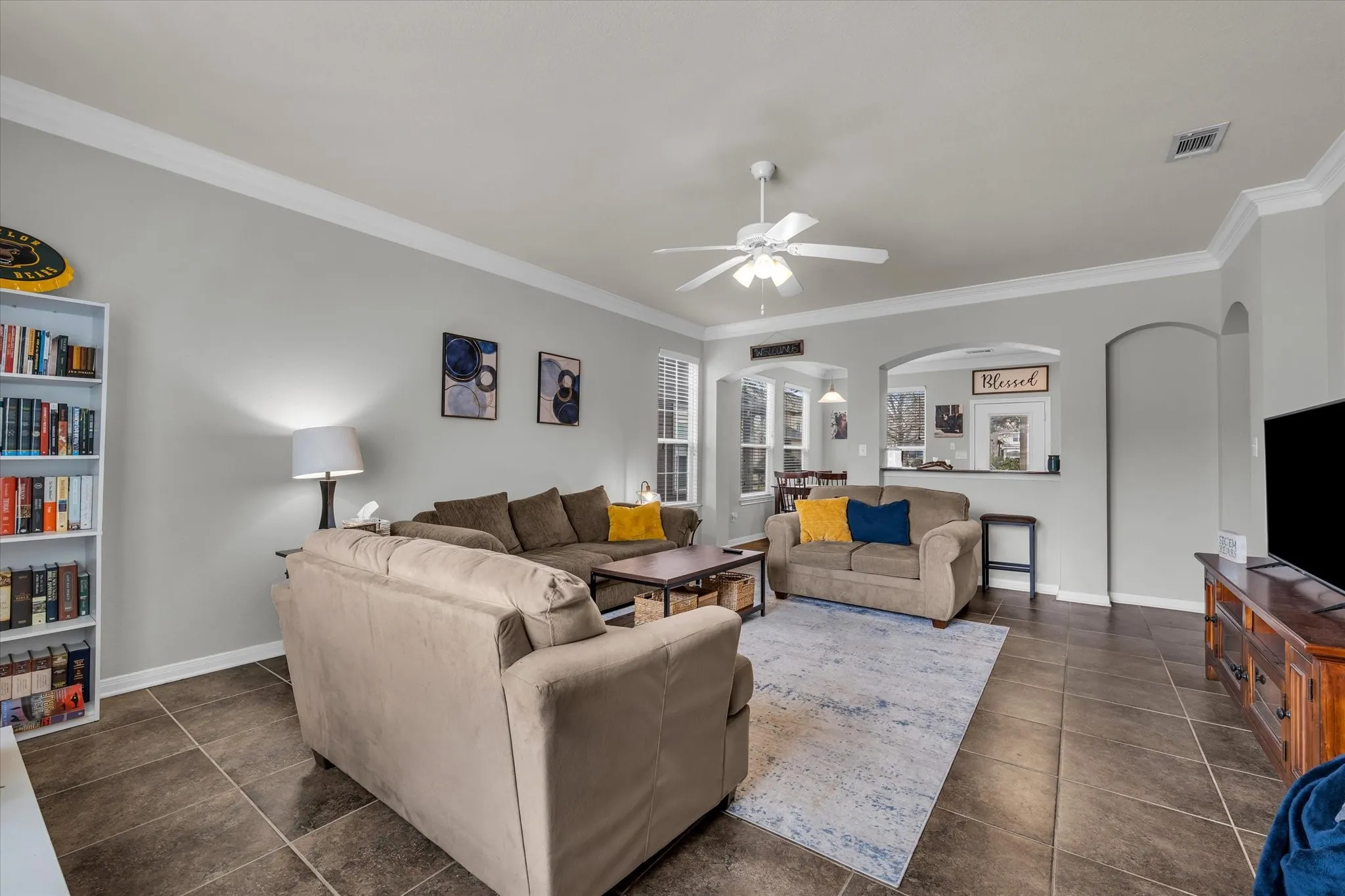 Condominium For Sale in Mc Lennan County , 2513 S 2nd Street 1B, Waco, Texas 76706, 3 Bedroom, 4 Bathroom, Garage spaces, 1,722 Sqft, built in 2008, mls#21390664, Real Estate Agent in Waco, Homes For Sale in Mc Lennan county, Homes For Sale in Waco, Realtor in Waco Texas, Real Estate Brokerage Independent Realty Texas, Luminita Cordes Realtor