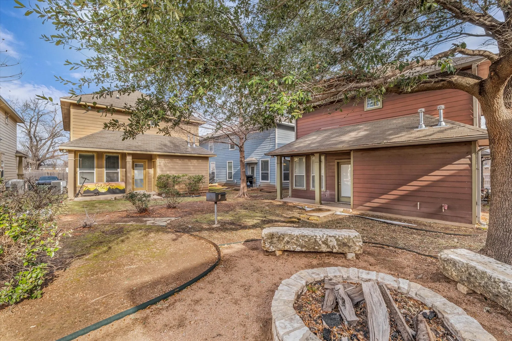 Condominium For Sale in Mc Lennan County , 2513 S 2nd Street 1B, Waco, Texas 76706, 3 Bedroom, 4 Bathroom, Garage spaces, 1,722 Sqft, built in 2008, mls#21390664, Real Estate Agent in Waco, Homes For Sale in Mc Lennan county, Homes For Sale in Waco, Realtor in Waco Texas, Real Estate Brokerage Independent Realty Texas, Luminita Cordes Realtor