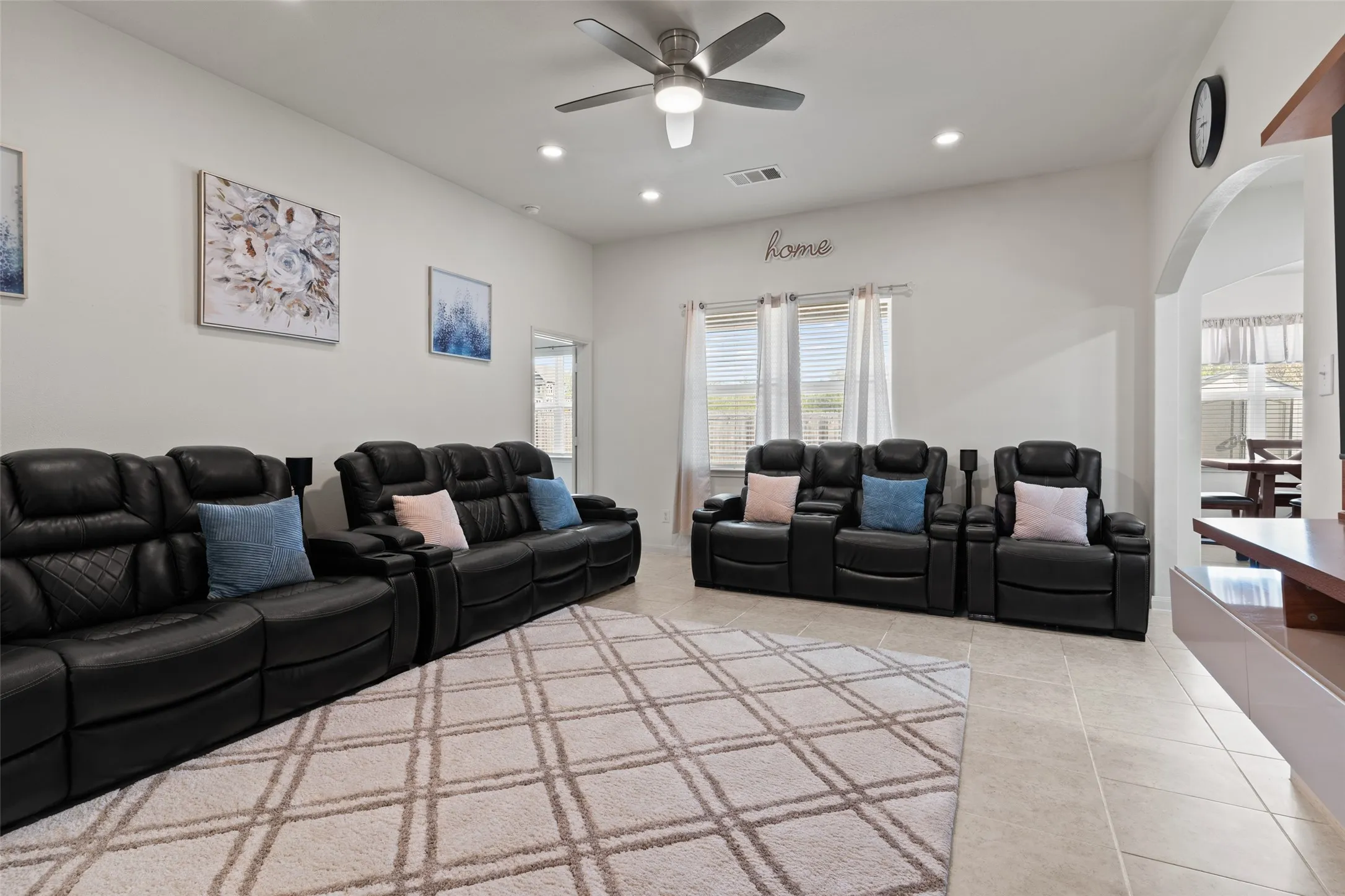 Single Family Residence For Sale in Tarrant County , 4128 Tower Bridge Lane, Crowley, Texas 76036, 3 Bedroom, 2 Bathroom, 2 Garage spaces, 1,575 Sqft, built in 2017, mls#21390148, Real Estate Agent in Crowley, Homes For Sale in Tarrant county, Homes For Sale in Crowley, Realtor in Crowley Texas, Real Estate Brokerage Independent Realty Texas, Luminita Cordes Realtor