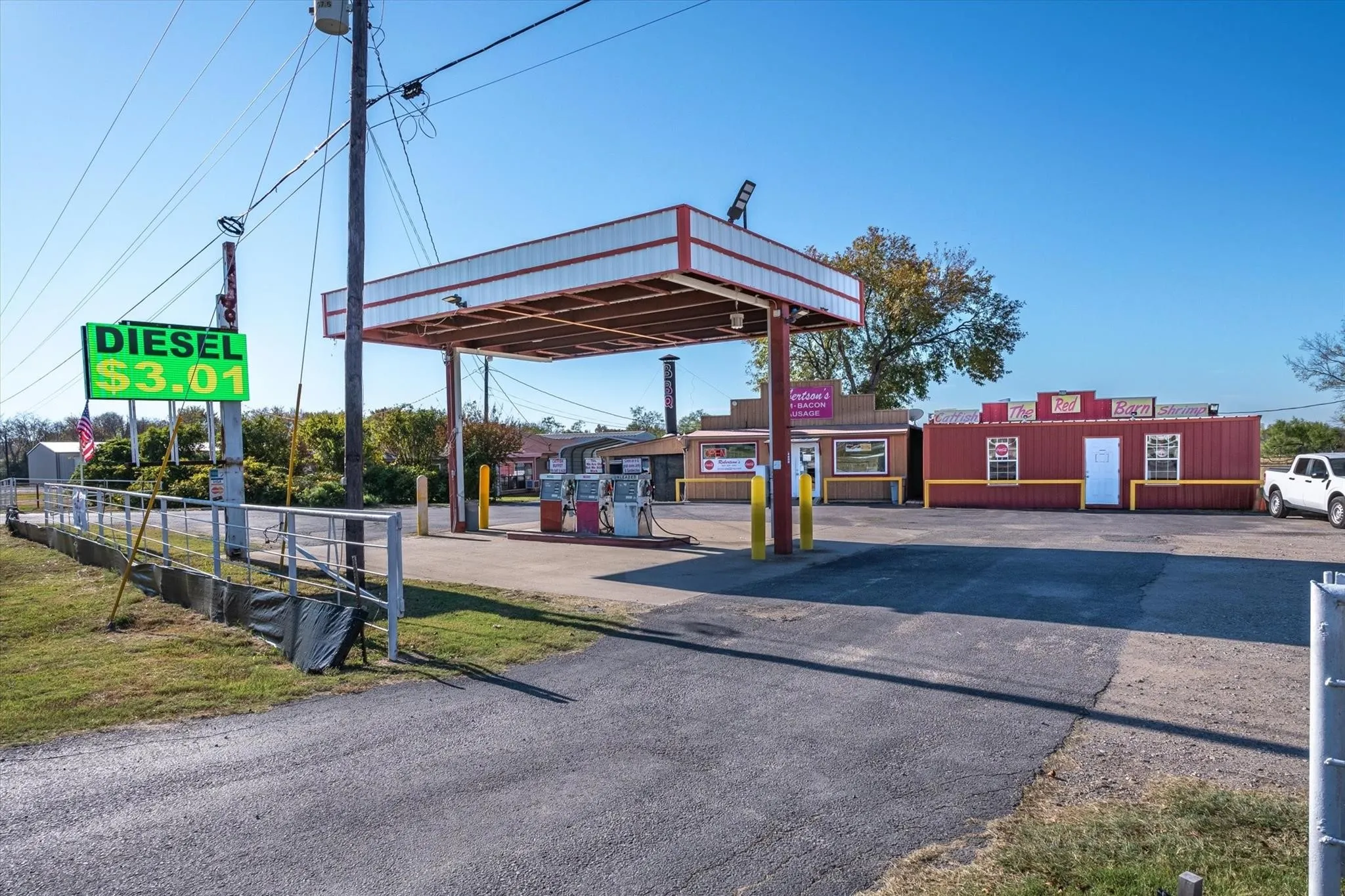 Business For Sale in Van Zandt County , 28323 I20, Wills Point, Texas 75169, 0, 0, Garage spaces, 0 Sqft, built in 1969, mls#21387029, Real Estate Agent in Wills Point, Homes For Sale in Van Zandt county, Homes For Sale in Wills Point, Realtor in Wills Point Texas, Real Estate Brokerage Independent Realty Texas, Luminita Cordes Realtor