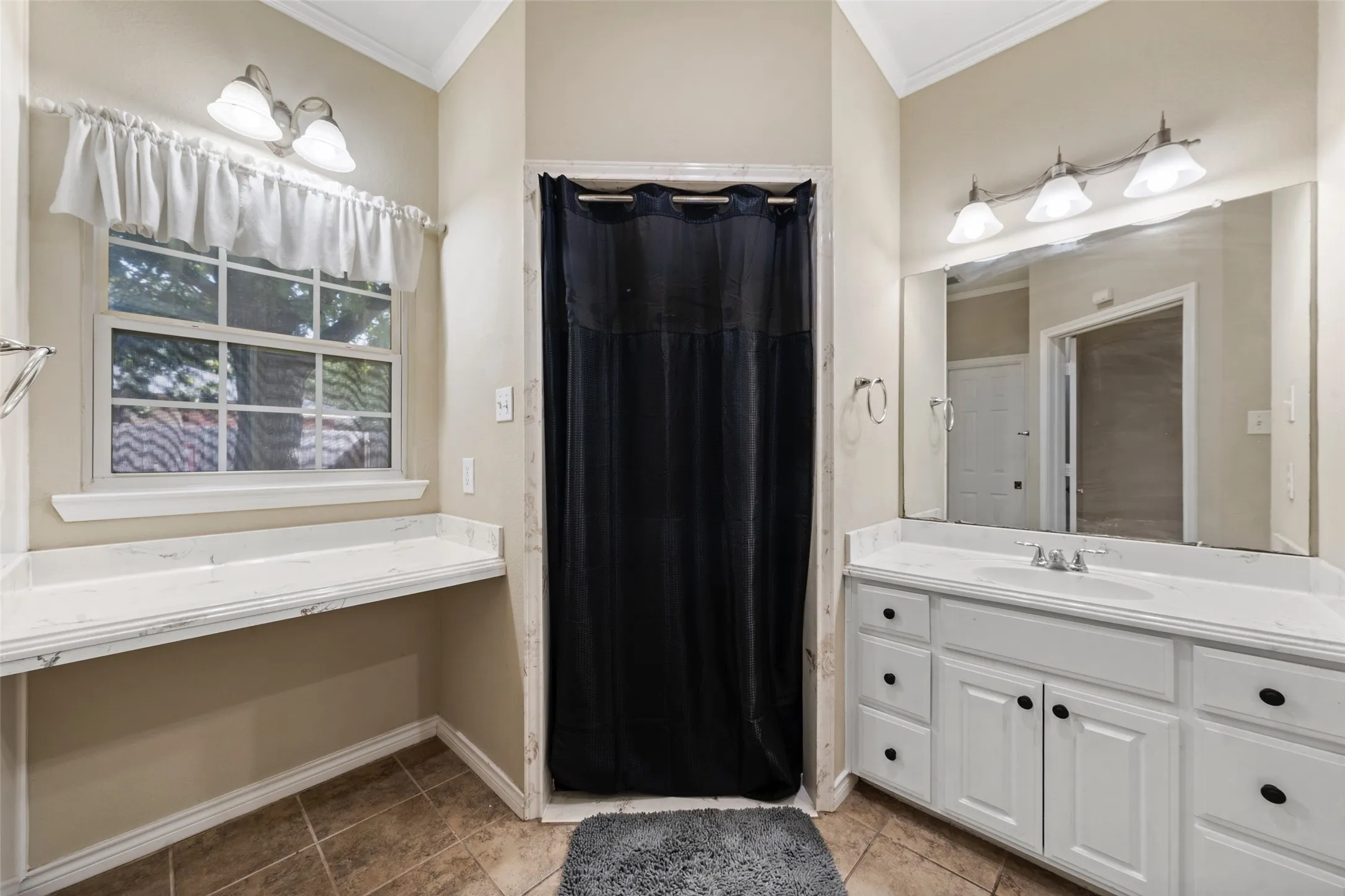 Single Family Residence For Sale in Mc Lennan County , 10124 Cougar Ridge Parkway, Waco, Texas 76708, 3 Bedroom, 2 Bathroom, Garage spaces, 2,062 Sqft, built in 2004, mls#21390395, Real Estate Agent in Waco, Homes For Sale in Mc Lennan county, Homes For Sale in Waco, Realtor in Waco Texas, Real Estate Brokerage Independent Realty Texas, Luminita Cordes Realtor