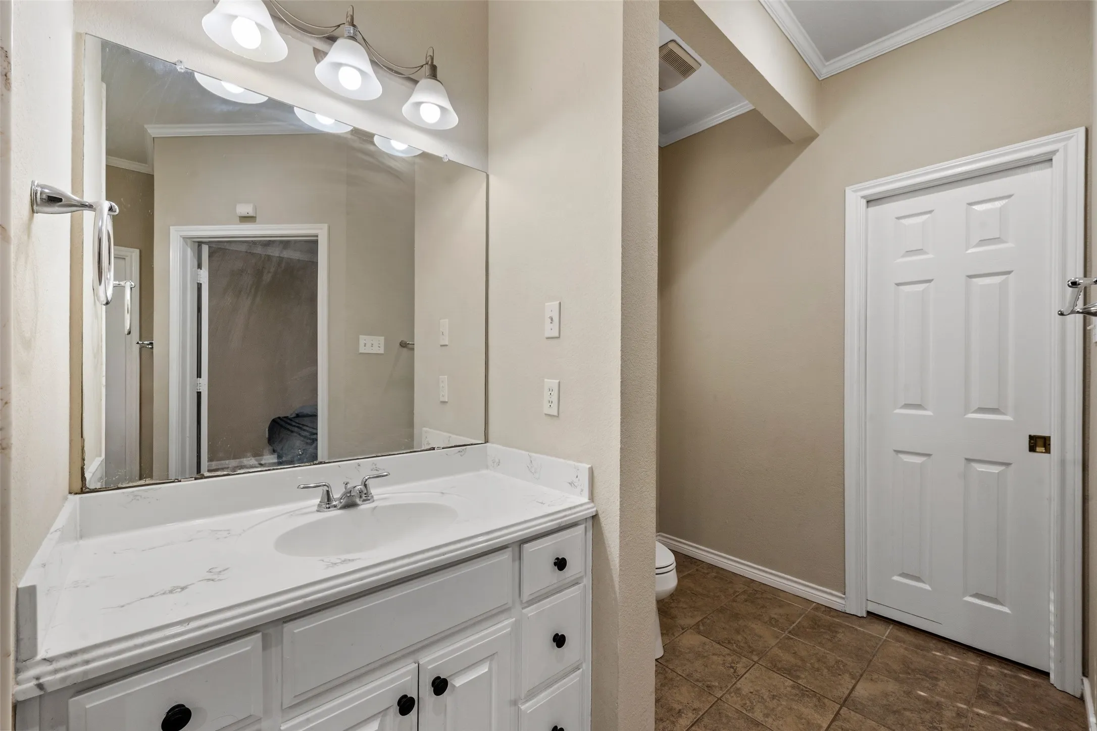 Single Family Residence For Sale in Mc Lennan County , 10124 Cougar Ridge Parkway, Waco, Texas 76708, 3 Bedroom, 2 Bathroom, Garage spaces, 2,062 Sqft, built in 2004, mls#21390395, Real Estate Agent in Waco, Homes For Sale in Mc Lennan county, Homes For Sale in Waco, Realtor in Waco Texas, Real Estate Brokerage Independent Realty Texas, Luminita Cordes Realtor