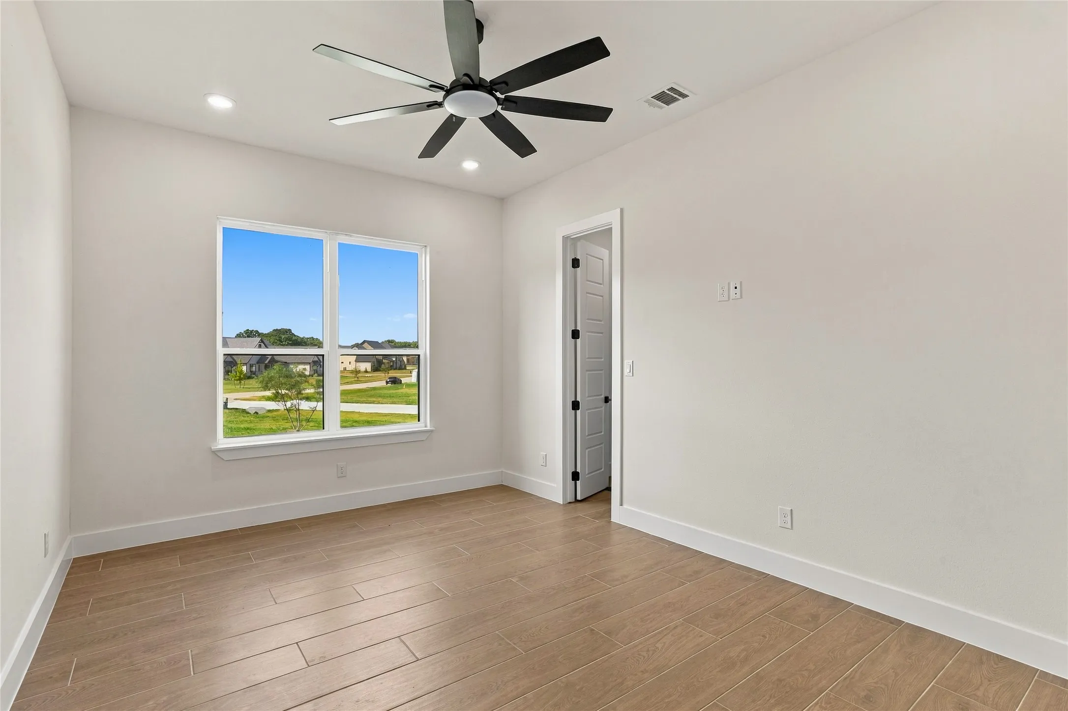 Single Family Residence For Sale in Tarrant County , 5833 Grey Wolf Court, Fort Worth, Texas 76140, 5 Bedroom, 5 Bathroom, 2 Garage spaces, 3,928 Sqft, built in 2026, mls#21390673, Real Estate Agent in Fort Worth, Homes For Sale in Tarrant county, Homes For Sale in Fort Worth, Realtor in Fort Worth Texas, Real Estate Brokerage Independent Realty Texas, Luminita Cordes Realtor