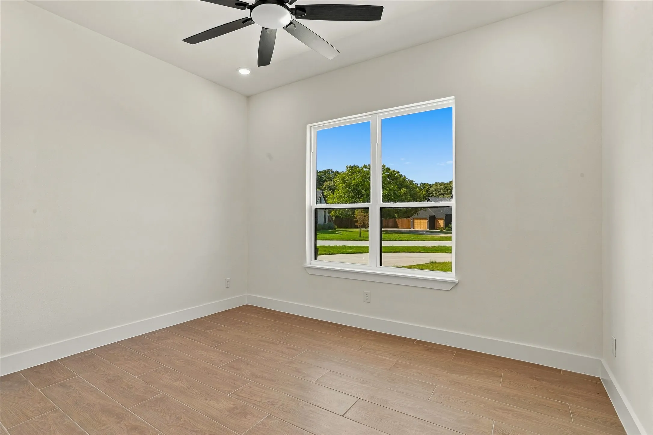 Single Family Residence For Sale in Tarrant County , 5833 Grey Wolf Court, Fort Worth, Texas 76140, 5 Bedroom, 5 Bathroom, 2 Garage spaces, 3,928 Sqft, built in 2026, mls#21390673, Real Estate Agent in Fort Worth, Homes For Sale in Tarrant county, Homes For Sale in Fort Worth, Realtor in Fort Worth Texas, Real Estate Brokerage Independent Realty Texas, Luminita Cordes Realtor