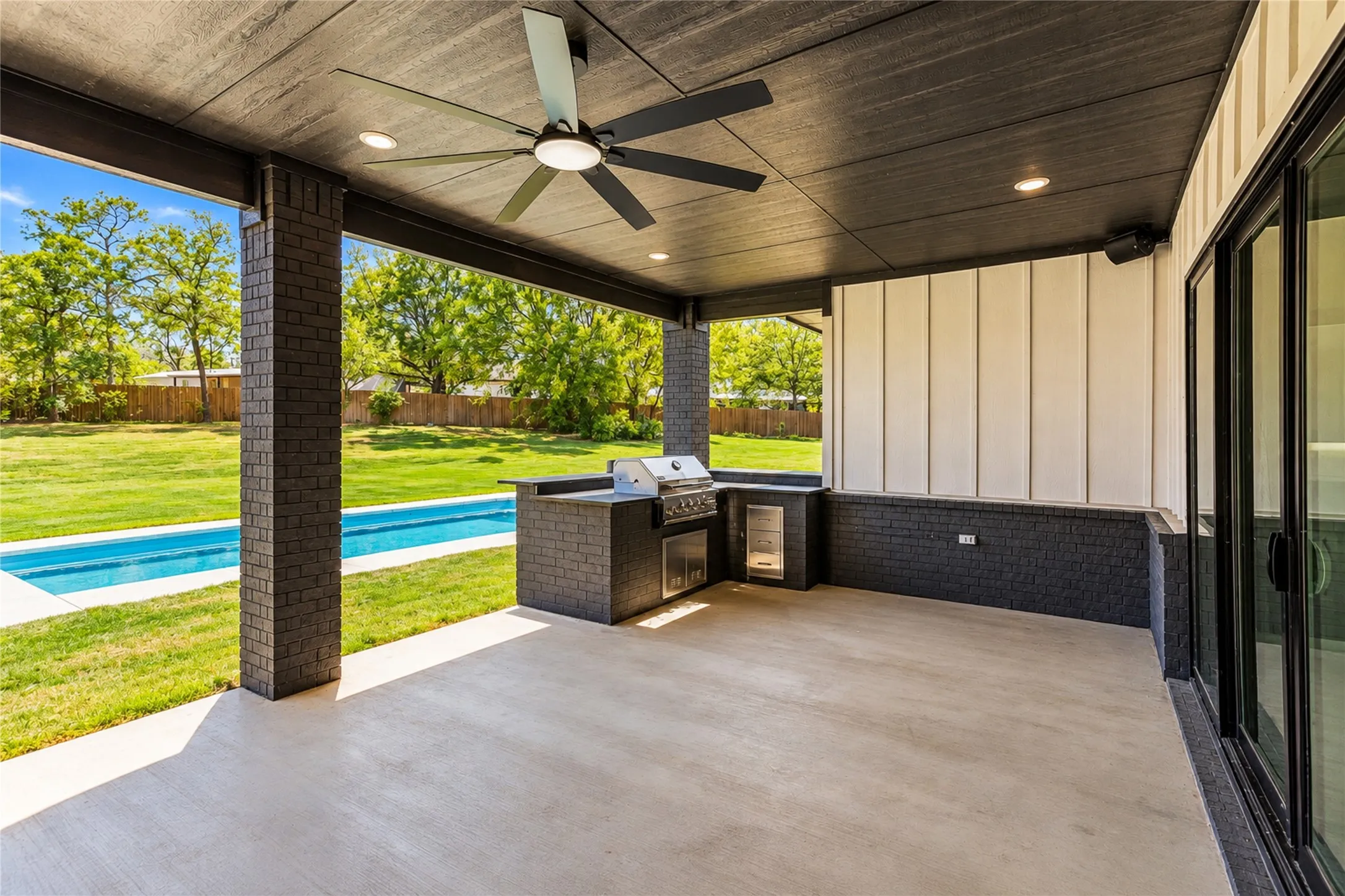 Single Family Residence For Sale in Tarrant County , 5833 Grey Wolf Court, Fort Worth, Texas 76140, 5 Bedroom, 5 Bathroom, 2 Garage spaces, 3,928 Sqft, built in 2026, mls#21390673, Real Estate Agent in Fort Worth, Homes For Sale in Tarrant county, Homes For Sale in Fort Worth, Realtor in Fort Worth Texas, Real Estate Brokerage Independent Realty Texas, Luminita Cordes Realtor