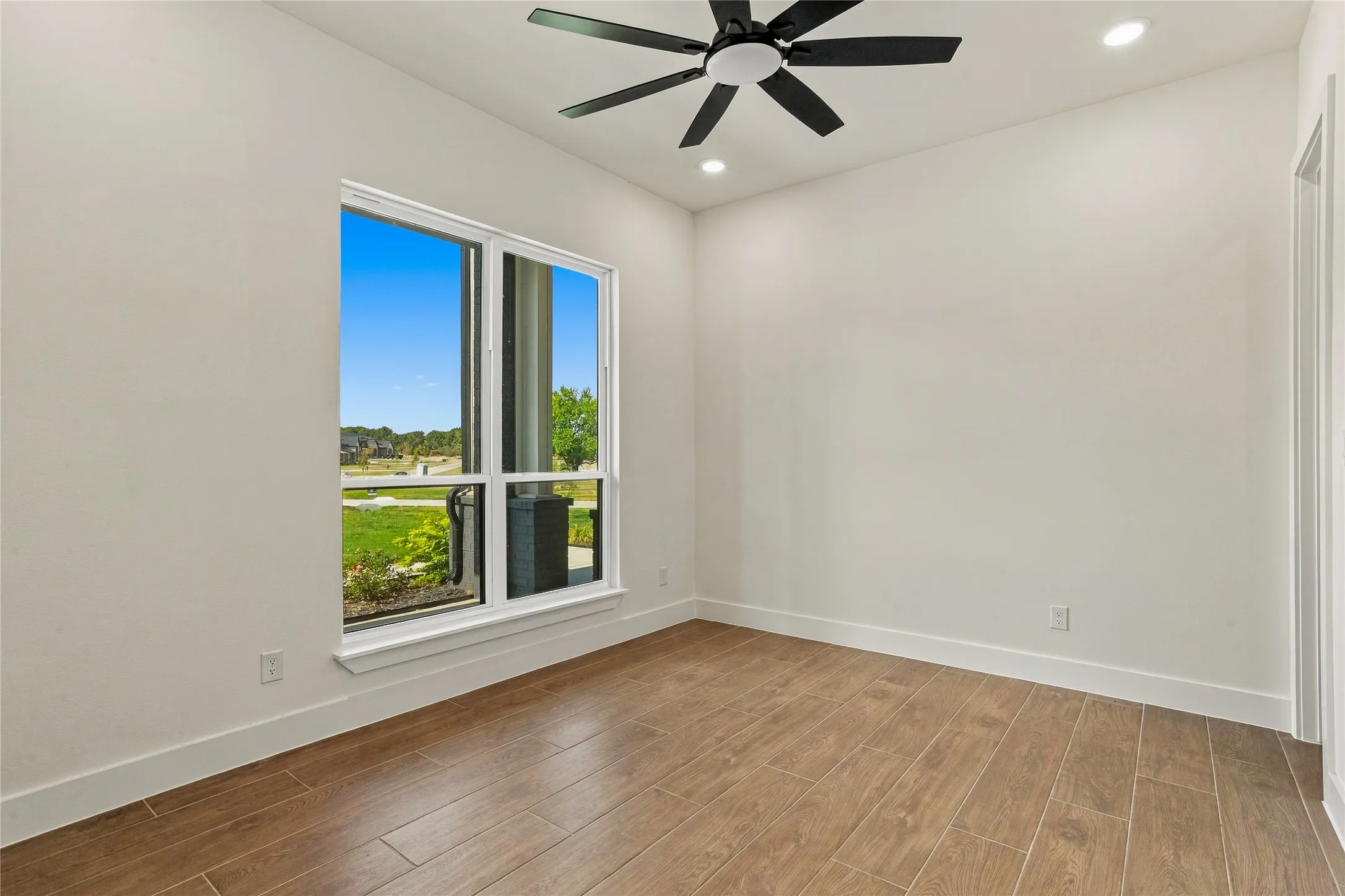 Single Family Residence For Sale in Tarrant County , 5833 Grey Wolf Court, Fort Worth, Texas 76140, 5 Bedroom, 5 Bathroom, 2 Garage spaces, 3,928 Sqft, built in 2026, mls#21390673, Real Estate Agent in Fort Worth, Homes For Sale in Tarrant county, Homes For Sale in Fort Worth, Realtor in Fort Worth Texas, Real Estate Brokerage Independent Realty Texas, Luminita Cordes Realtor