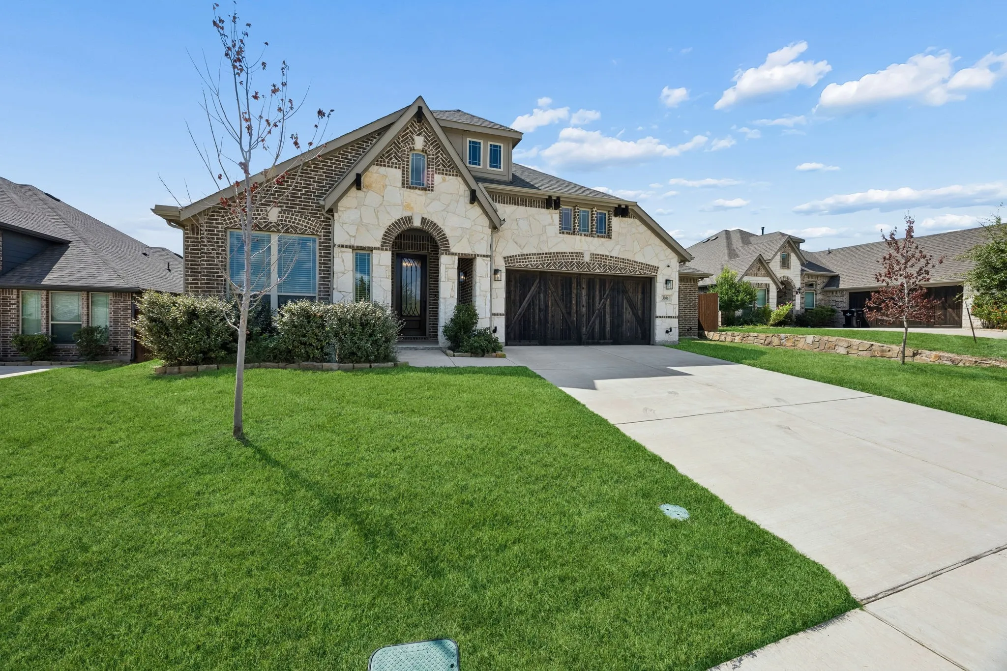 Single Family Residence For Sale in Ellis County , 3006 Holland Lane, Midlothian, Texas 76065, 4 Bedroom, 3 Bathroom, 2 Garage spaces, 3,138 Sqft, built in 2023, mls#21390614, Real Estate Agent in Midlothian, Homes For Sale in Ellis county, Homes For Sale in Midlothian, Realtor in Midlothian Texas, Real Estate Brokerage Independent Realty Texas, Luminita Cordes Realtor