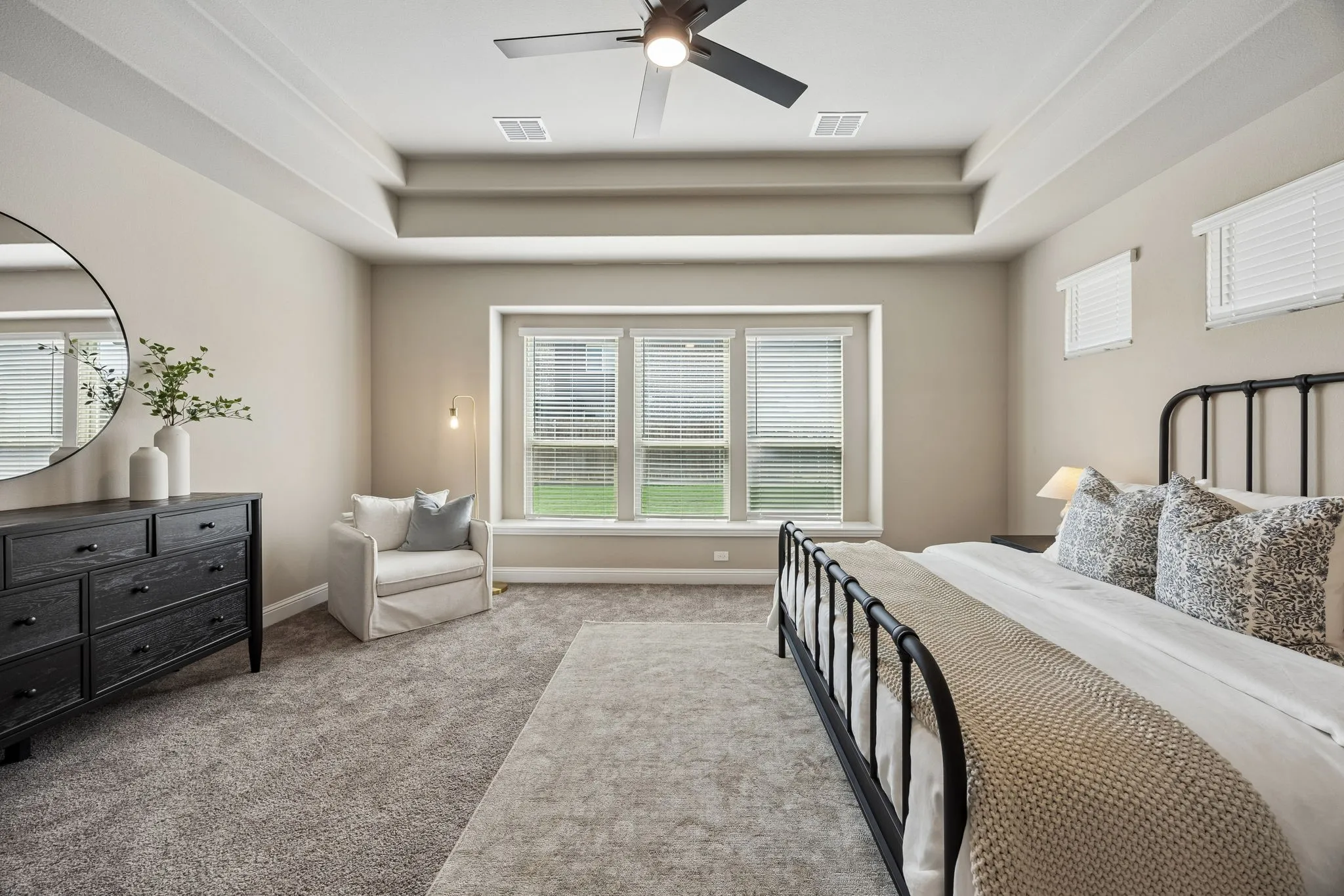 Single Family Residence For Sale in Ellis County , 3006 Holland Lane, Midlothian, Texas 76065, 4 Bedroom, 3 Bathroom, 2 Garage spaces, 3,138 Sqft, built in 2023, mls#21390614, Real Estate Agent in Midlothian, Homes For Sale in Ellis county, Homes For Sale in Midlothian, Realtor in Midlothian Texas, Real Estate Brokerage Independent Realty Texas, Luminita Cordes Realtor