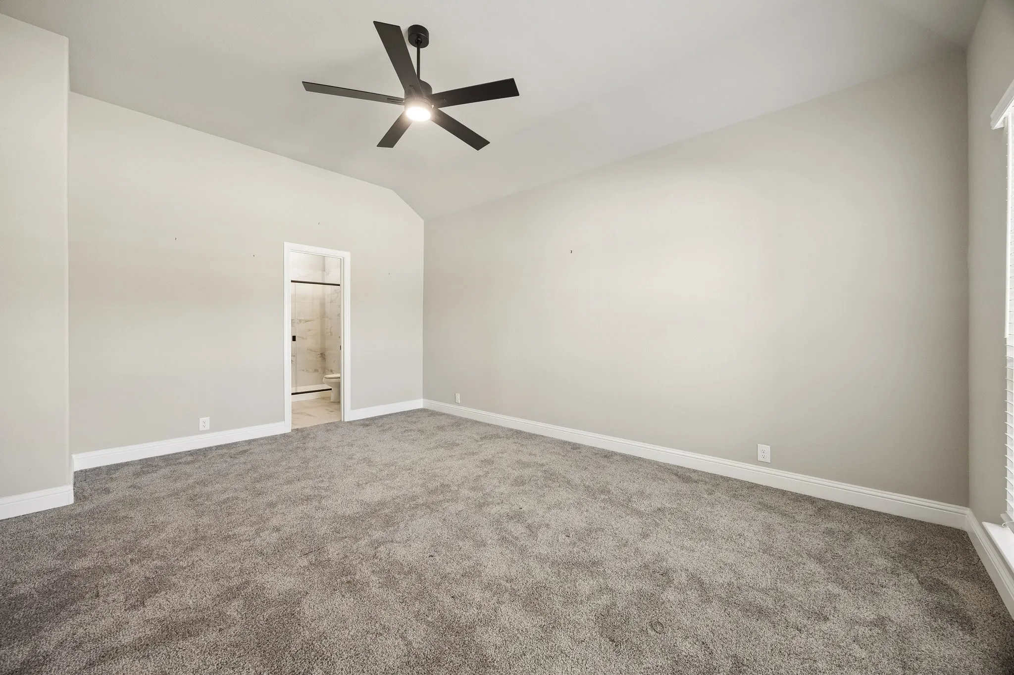 Single Family Residence For Sale in Ellis County , 3006 Holland Lane, Midlothian, Texas 76065, 4 Bedroom, 3 Bathroom, 2 Garage spaces, 3,138 Sqft, built in 2023, mls#21390614, Real Estate Agent in Midlothian, Homes For Sale in Ellis county, Homes For Sale in Midlothian, Realtor in Midlothian Texas, Real Estate Brokerage Independent Realty Texas, Luminita Cordes Realtor