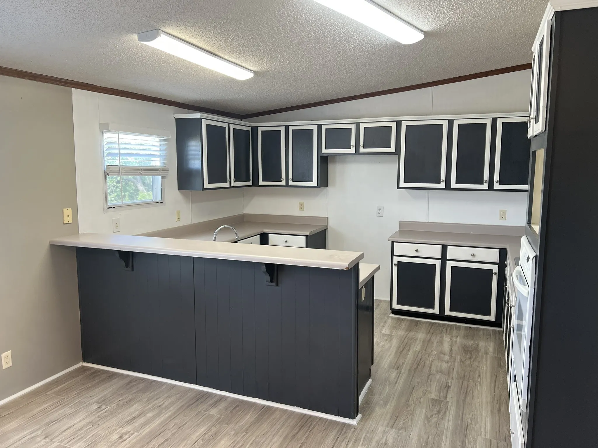 Mobile Home For Rent in Collin County , 2660 County Road 601, Farmersville, Texas 75442, 3 Bedroom, 2 Bathroom, Garage spaces, 1,600 Sqft, built in 2001, mls#21389489, Real Estate Agent in Farmersville, Homes For Rent in Collin county, Homes For Rent in Farmersville, Realtor in Farmersville Texas, Real Estate Brokerage Independent Realty Texas, Luminita Cordes Realtor