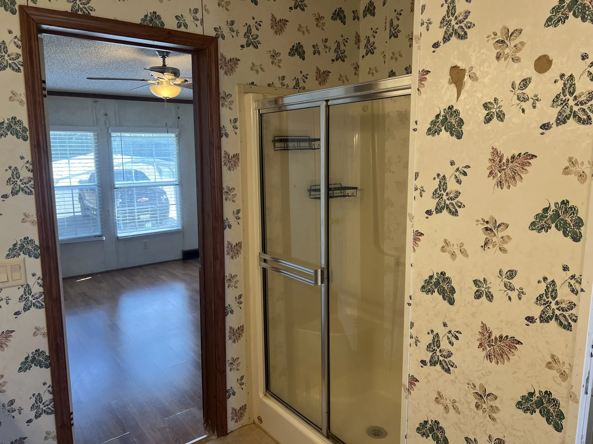 Mobile Home For Rent in Collin County , 2660 County Road 601, Farmersville, Texas 75442, 3 Bedroom, 2 Bathroom, Garage spaces, 1,600 Sqft, built in 2001, mls#21389489, Real Estate Agent in Farmersville, Homes For Rent in Collin county, Homes For Rent in Farmersville, Realtor in Farmersville Texas, Real Estate Brokerage Independent Realty Texas, Luminita Cordes Realtor