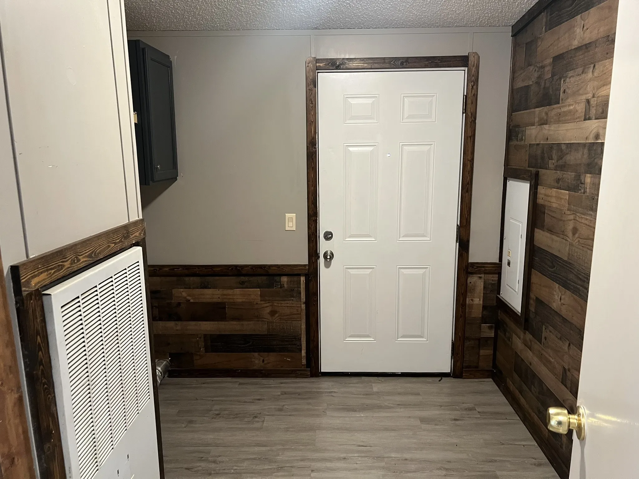 Mobile Home For Rent in Collin County , 2660 County Road 601, Farmersville, Texas 75442, 3 Bedroom, 2 Bathroom, Garage spaces, 1,600 Sqft, built in 2001, mls#21389489, Real Estate Agent in Farmersville, Homes For Rent in Collin county, Homes For Rent in Farmersville, Realtor in Farmersville Texas, Real Estate Brokerage Independent Realty Texas, Luminita Cordes Realtor