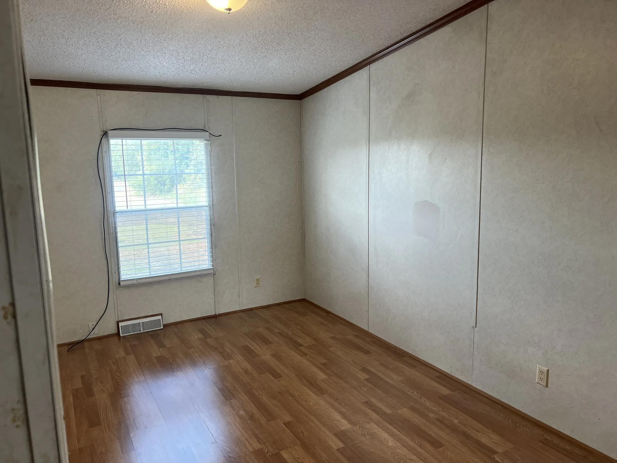Mobile Home For Rent in Collin County , 2660 County Road 601, Farmersville, Texas 75442, 3 Bedroom, 2 Bathroom, Garage spaces, 1,600 Sqft, built in 2001, mls#21389489, Real Estate Agent in Farmersville, Homes For Rent in Collin county, Homes For Rent in Farmersville, Realtor in Farmersville Texas, Real Estate Brokerage Independent Realty Texas, Luminita Cordes Realtor