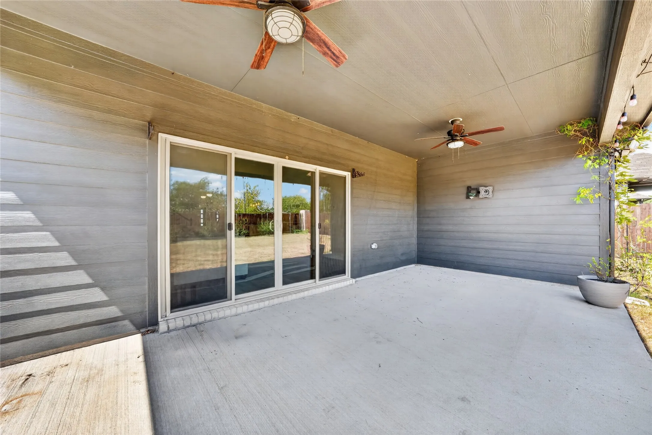Single Family Residence For Sale in Collin County , 711 Williams Way, Lowry Crossing, Texas 75069, 4 Bedroom, 4 Bathroom, 2 Garage spaces, 3,102 Sqft, built in 2024, mls#21390611, Real Estate Agent in Lowry Crossing, Homes For Sale in Collin county, Homes For Sale in Lowry Crossing, Realtor in Lowry Crossing Texas, Real Estate Brokerage Independent Realty Texas, Luminita Cordes Realtor