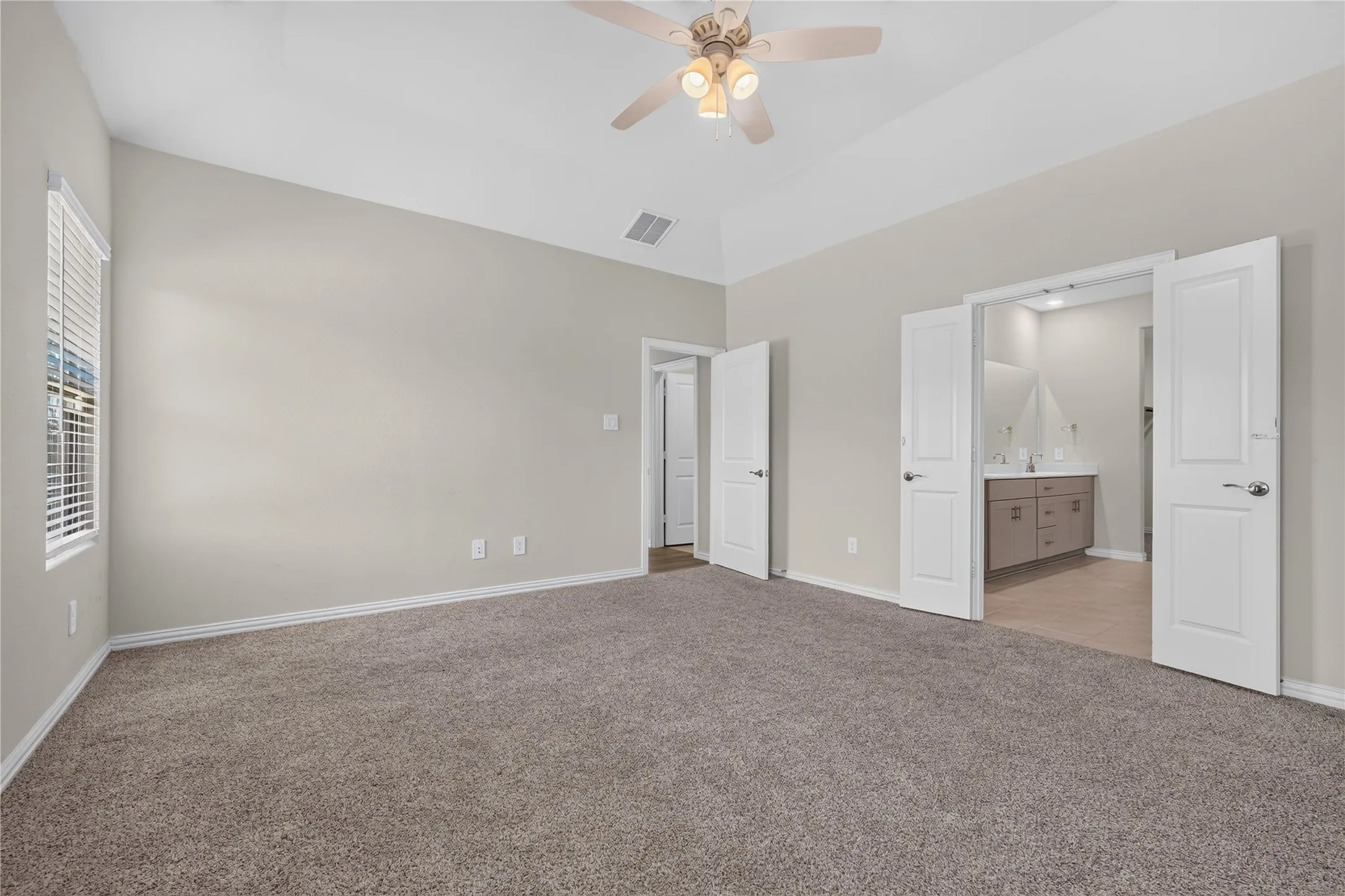 Single Family Residence For Sale in Collin County , 711 Williams Way, Lowry Crossing, Texas 75069, 4 Bedroom, 4 Bathroom, 2 Garage spaces, 3,102 Sqft, built in 2024, mls#21390611, Real Estate Agent in Lowry Crossing, Homes For Sale in Collin county, Homes For Sale in Lowry Crossing, Realtor in Lowry Crossing Texas, Real Estate Brokerage Independent Realty Texas, Luminita Cordes Realtor