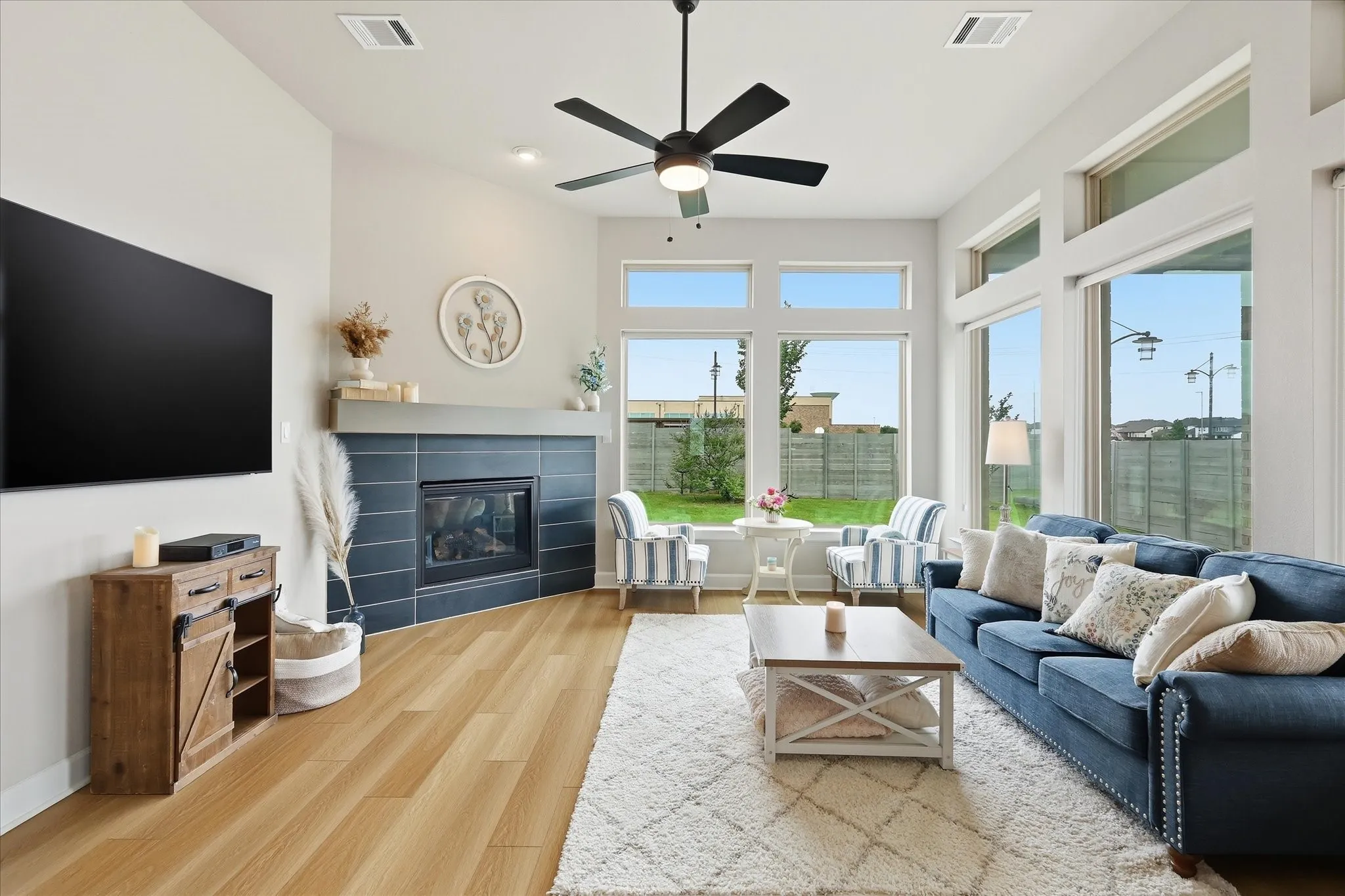 Single Family Residence For Sale in Denton County , 2017 Tremont Drive, Argyle, Texas 76226, 4 Bedroom, 3 Bathroom, 2 Garage spaces, 3,110 Sqft, built in 2023, mls#21389208, Real Estate Agent in Argyle, Homes For Sale in Denton county, Homes For Sale in Argyle, Realtor in Argyle Texas, Real Estate Brokerage Independent Realty Texas, Luminita Cordes Realtor