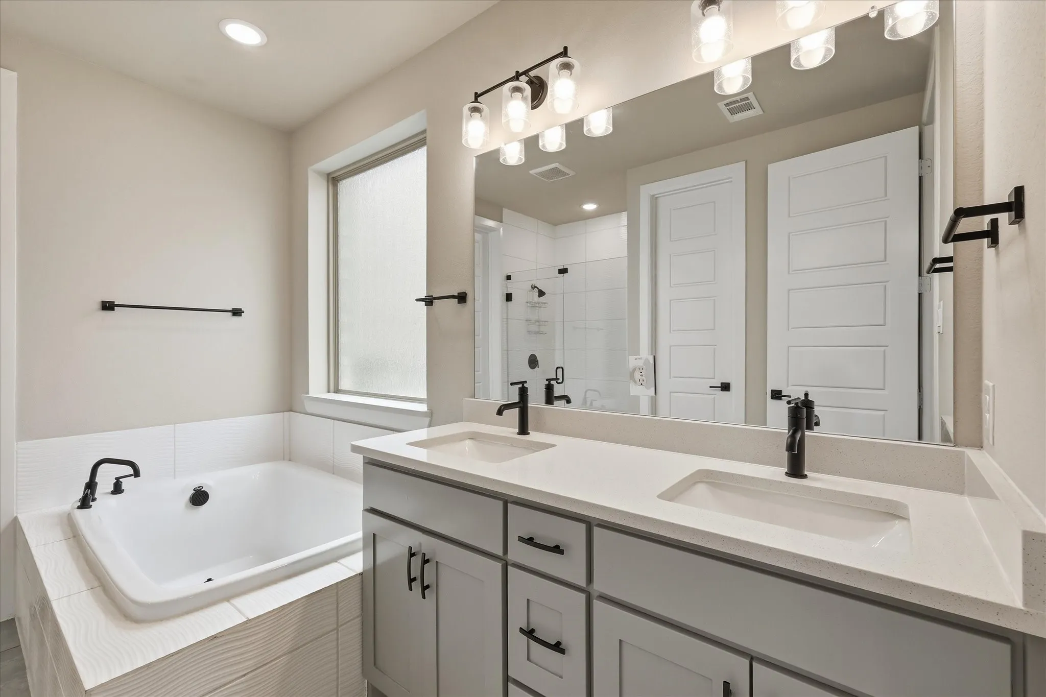 Single Family Residence For Sale in Denton County , 2017 Tremont Drive, Argyle, Texas 76226, 4 Bedroom, 3 Bathroom, 2 Garage spaces, 3,110 Sqft, built in 2023, mls#21389208, Real Estate Agent in Argyle, Homes For Sale in Denton county, Homes For Sale in Argyle, Realtor in Argyle Texas, Real Estate Brokerage Independent Realty Texas, Luminita Cordes Realtor