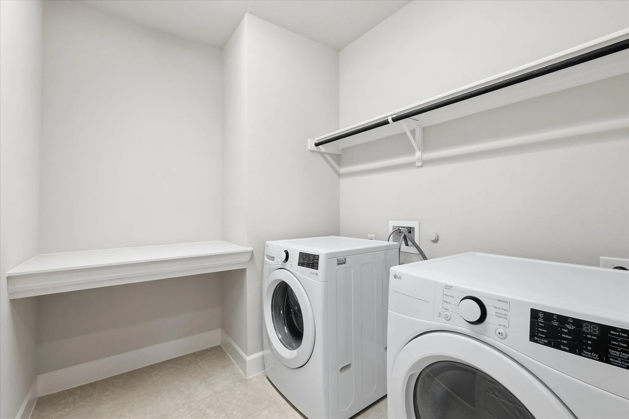 Single Family Residence For Sale in Denton County , 2017 Tremont Drive, Argyle, Texas 76226, 4 Bedroom, 3 Bathroom, 2 Garage spaces, 3,110 Sqft, built in 2023, mls#21389208, Real Estate Agent in Argyle, Homes For Sale in Denton county, Homes For Sale in Argyle, Realtor in Argyle Texas, Real Estate Brokerage Independent Realty Texas, Luminita Cordes Realtor