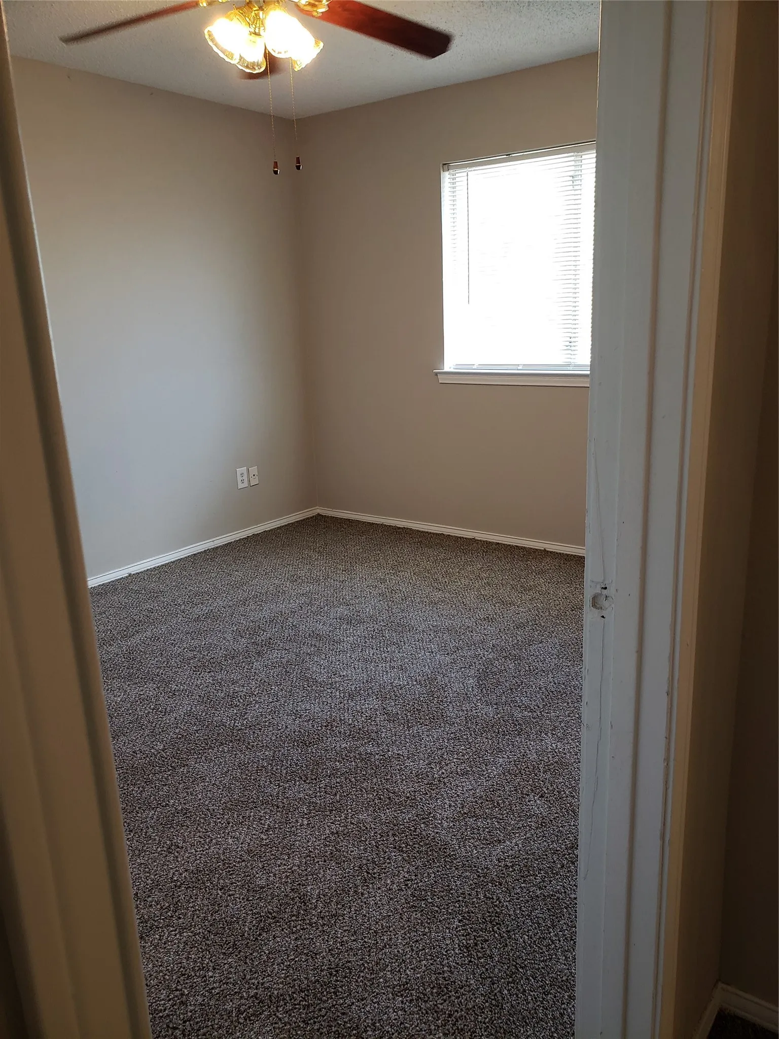808 - Other bedroom with ceiling fan and one closet.