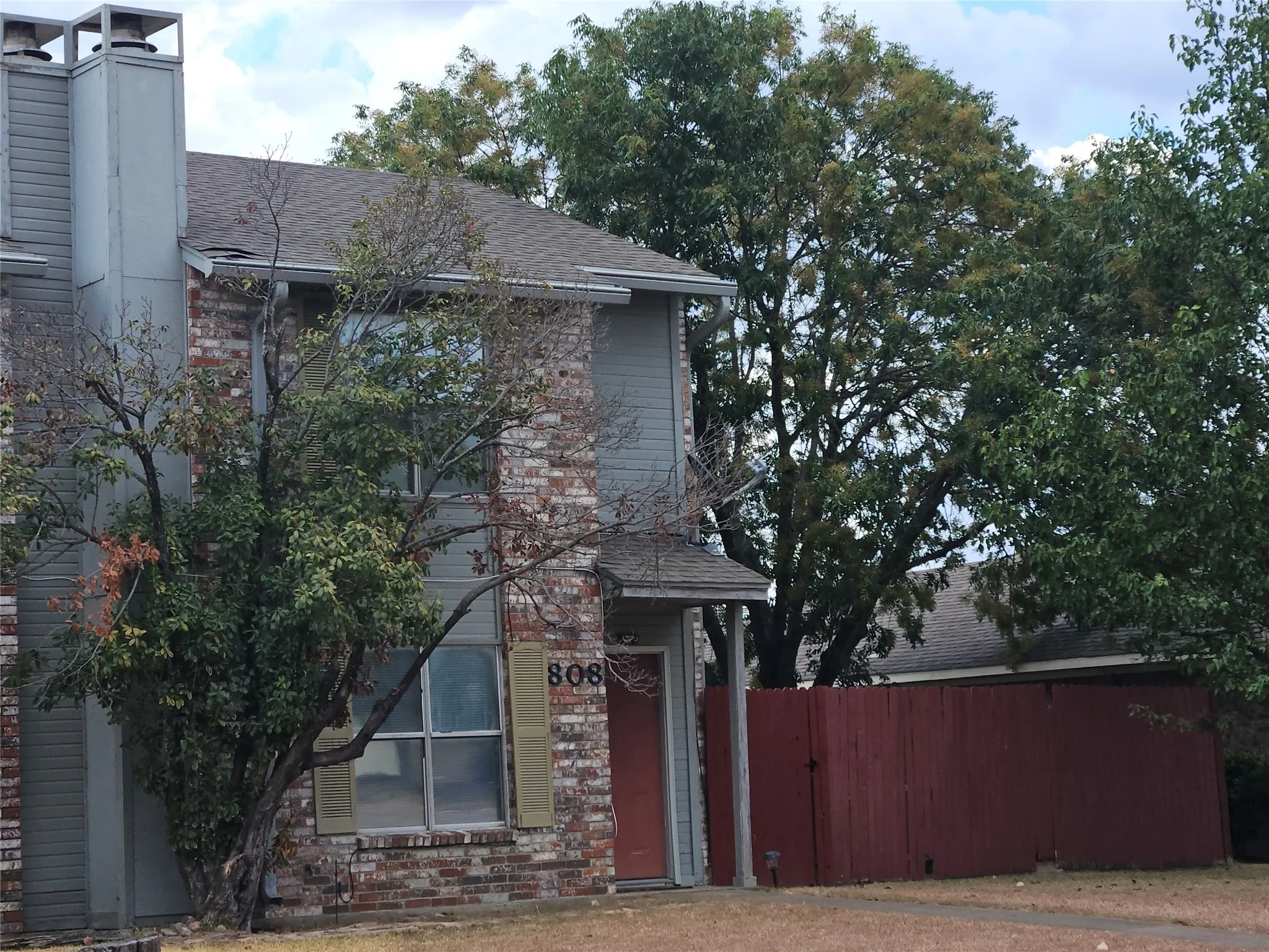 Welcome Home to 808 Red Bud!