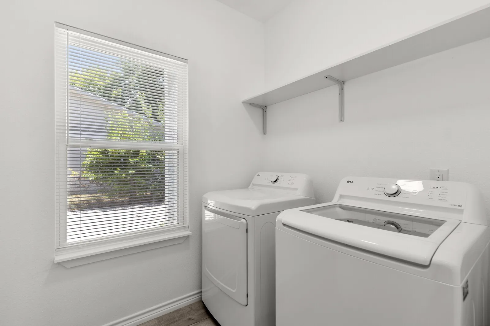 Duplex For Sale in Mc Lennan County , 1215 Kellum Street, Waco, Texas 76704, 4 Bedroom, 4 Bathroom, Garage spaces, 0 Sqft, built in 2024, mls#21389747, Real Estate Agent in Waco, Homes For Sale in Mc Lennan county, Homes For Sale in Waco, Realtor in Waco Texas, Real Estate Brokerage Independent Realty Texas, Luminita Cordes Realtor
