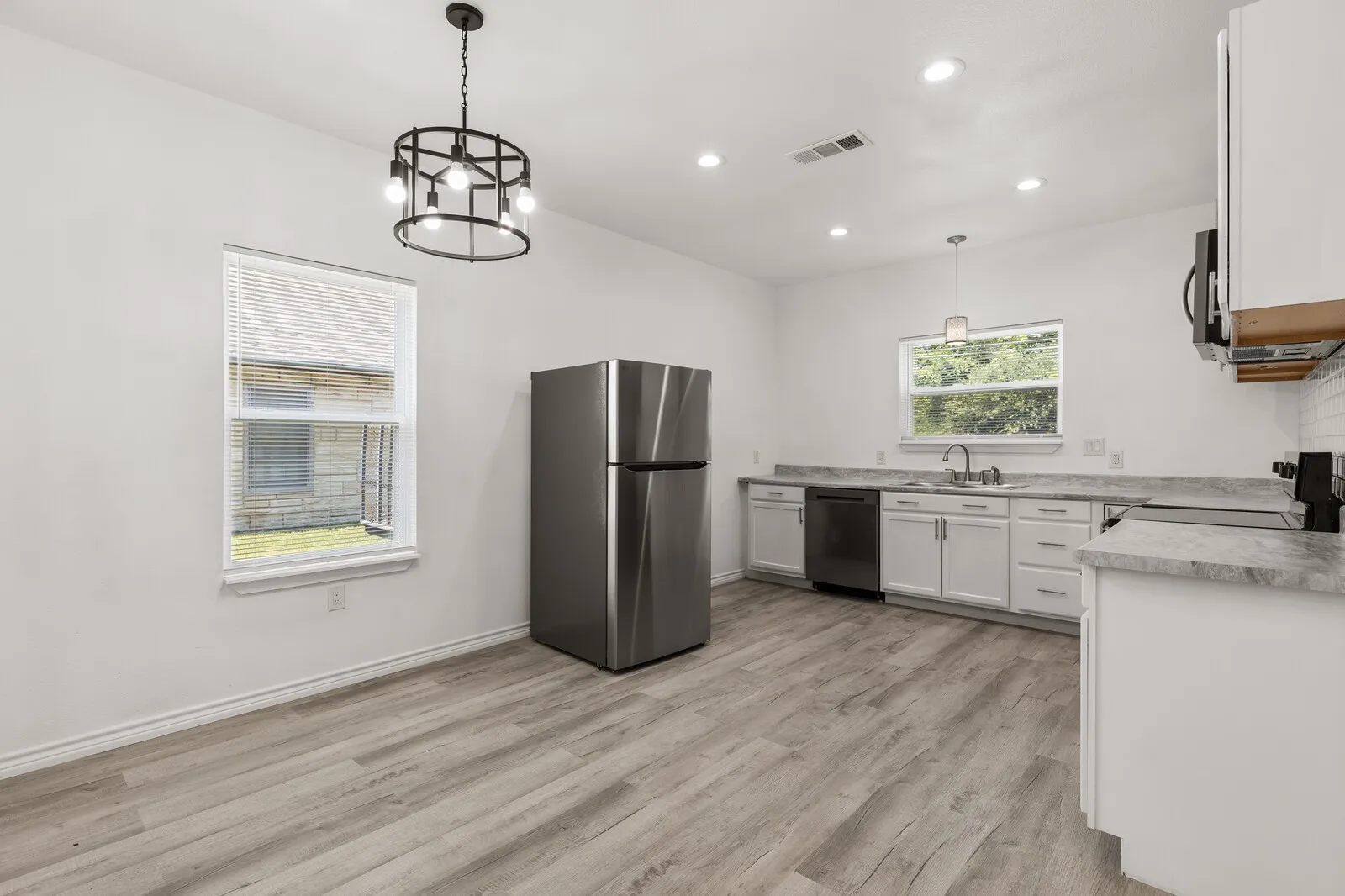 Duplex For Sale in Mc Lennan County , 1215 Kellum Street, Waco, Texas 76704, 4 Bedroom, 4 Bathroom, Garage spaces, 0 Sqft, built in 2024, mls#21389747, Real Estate Agent in Waco, Homes For Sale in Mc Lennan county, Homes For Sale in Waco, Realtor in Waco Texas, Real Estate Brokerage Independent Realty Texas, Luminita Cordes Realtor