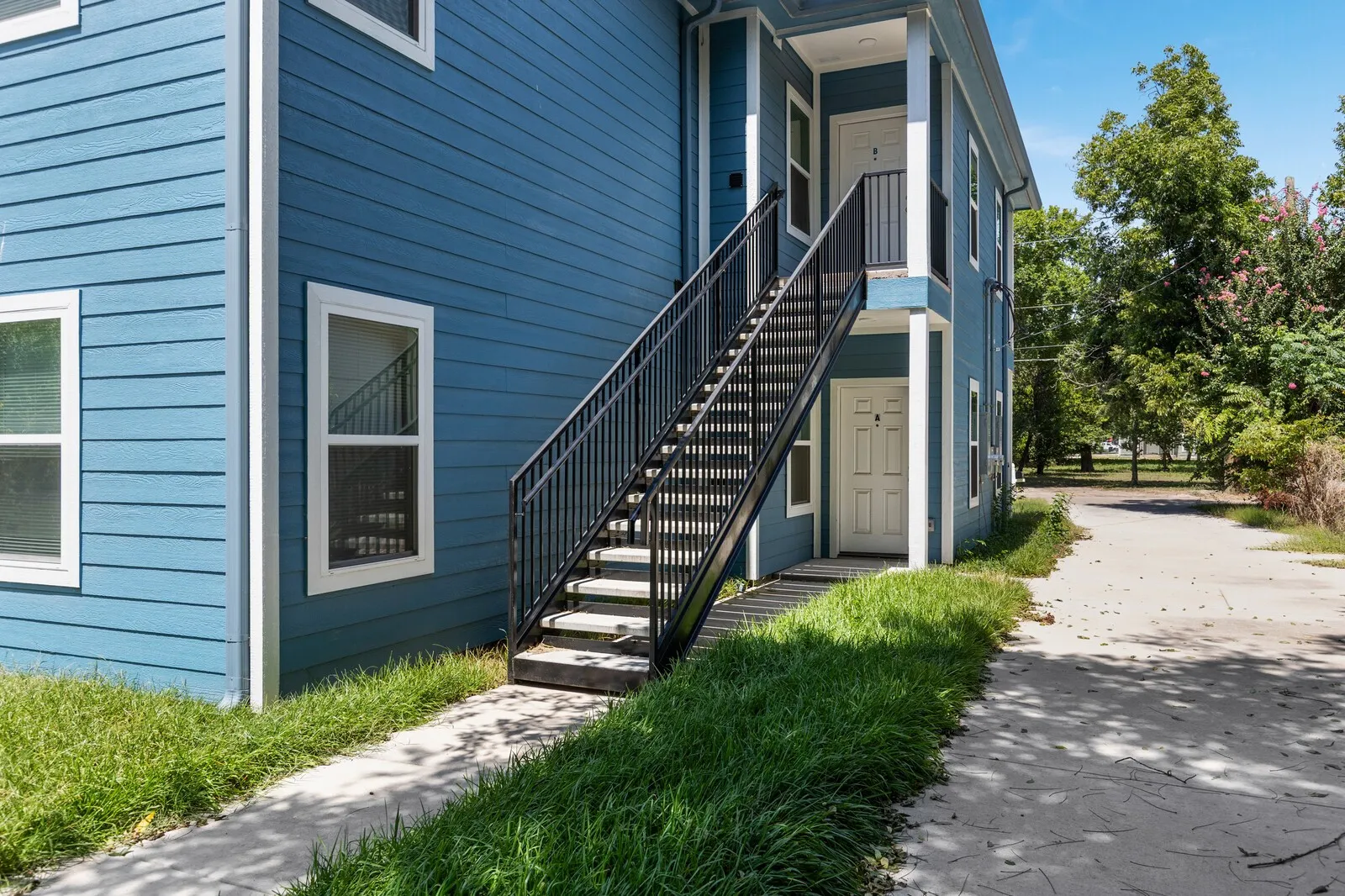 Duplex For Sale in Mc Lennan County , 1215 Kellum Street, Waco, Texas 76704, 4 Bedroom, 4 Bathroom, Garage spaces, 0 Sqft, built in 2024, mls#21389747, Real Estate Agent in Waco, Homes For Sale in Mc Lennan county, Homes For Sale in Waco, Realtor in Waco Texas, Real Estate Brokerage Independent Realty Texas, Luminita Cordes Realtor