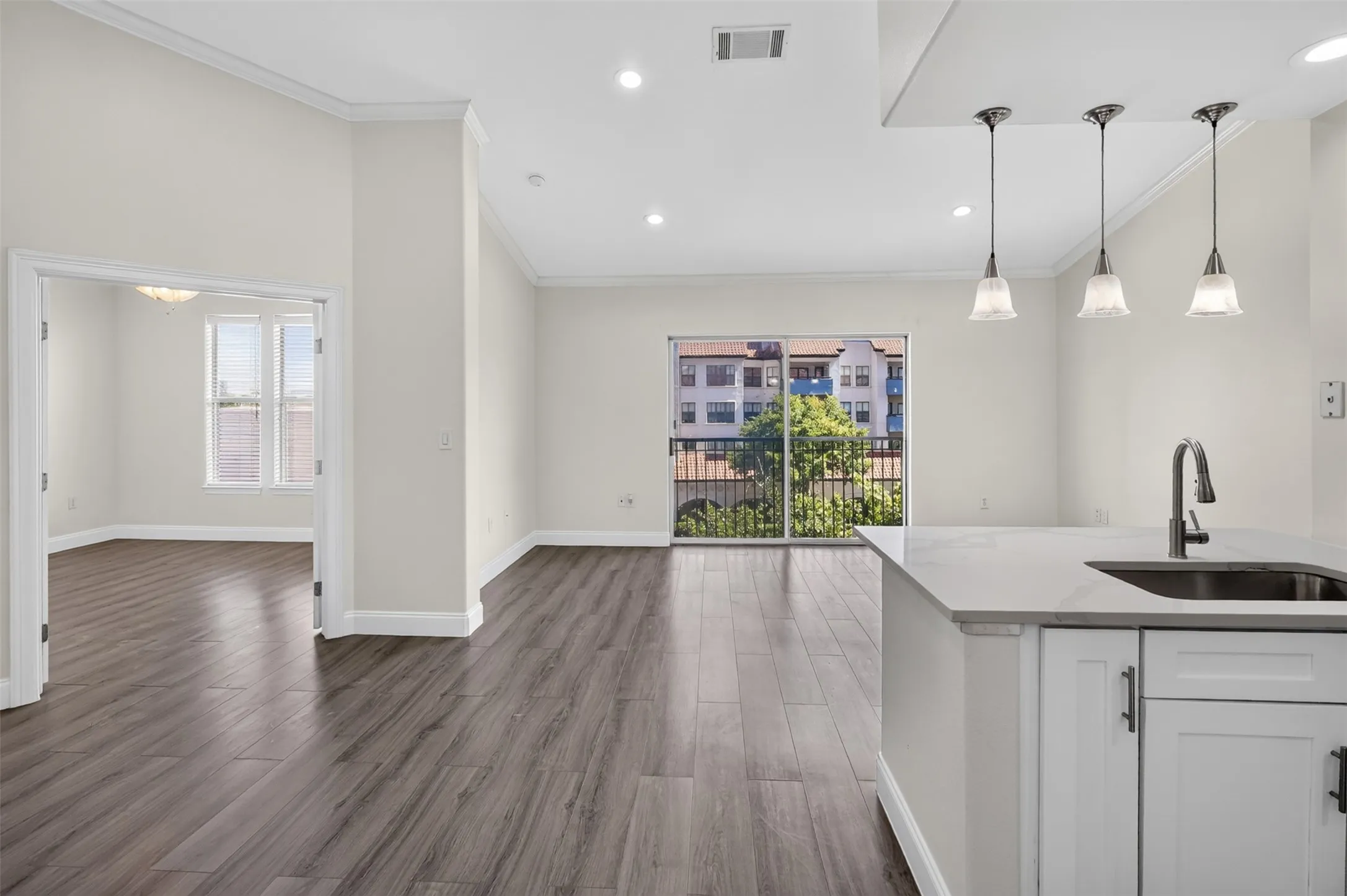 Condominium For Rent