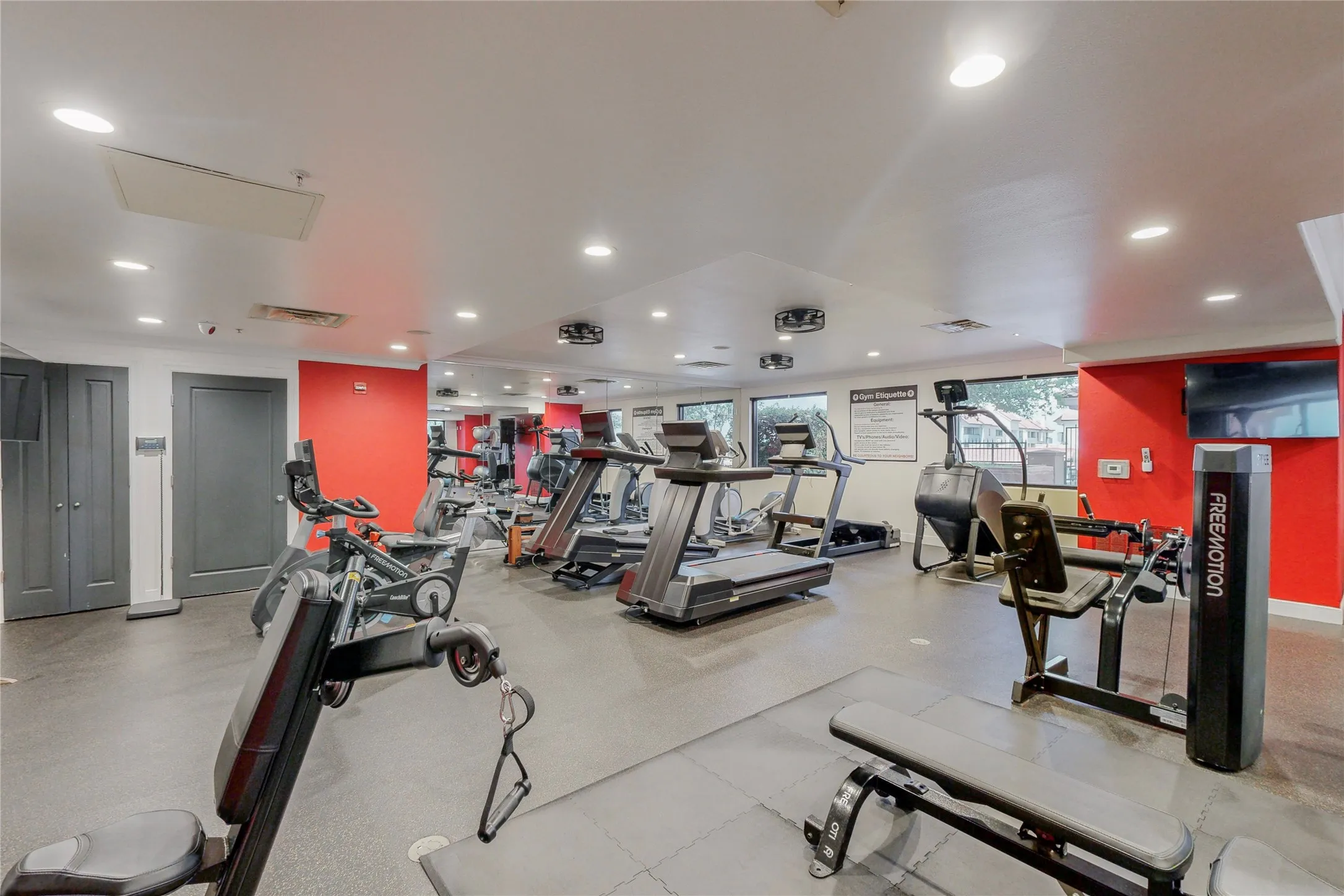 Condominium For Rent in Dallas County , 330 Las Colinas Boulevard E 466, Irving, Texas 75039, 2 Bedroom, 1 Bathroom, 2 Garage spaces, 1,092 Sqft, built in 2001, mls#21390681, Real Estate Agent in Irving, Homes For Rent in Dallas county, Homes For Rent in Irving, Realtor in Irving Texas, Real Estate Brokerage Independent Realty Texas, Luminita Cordes Realtor