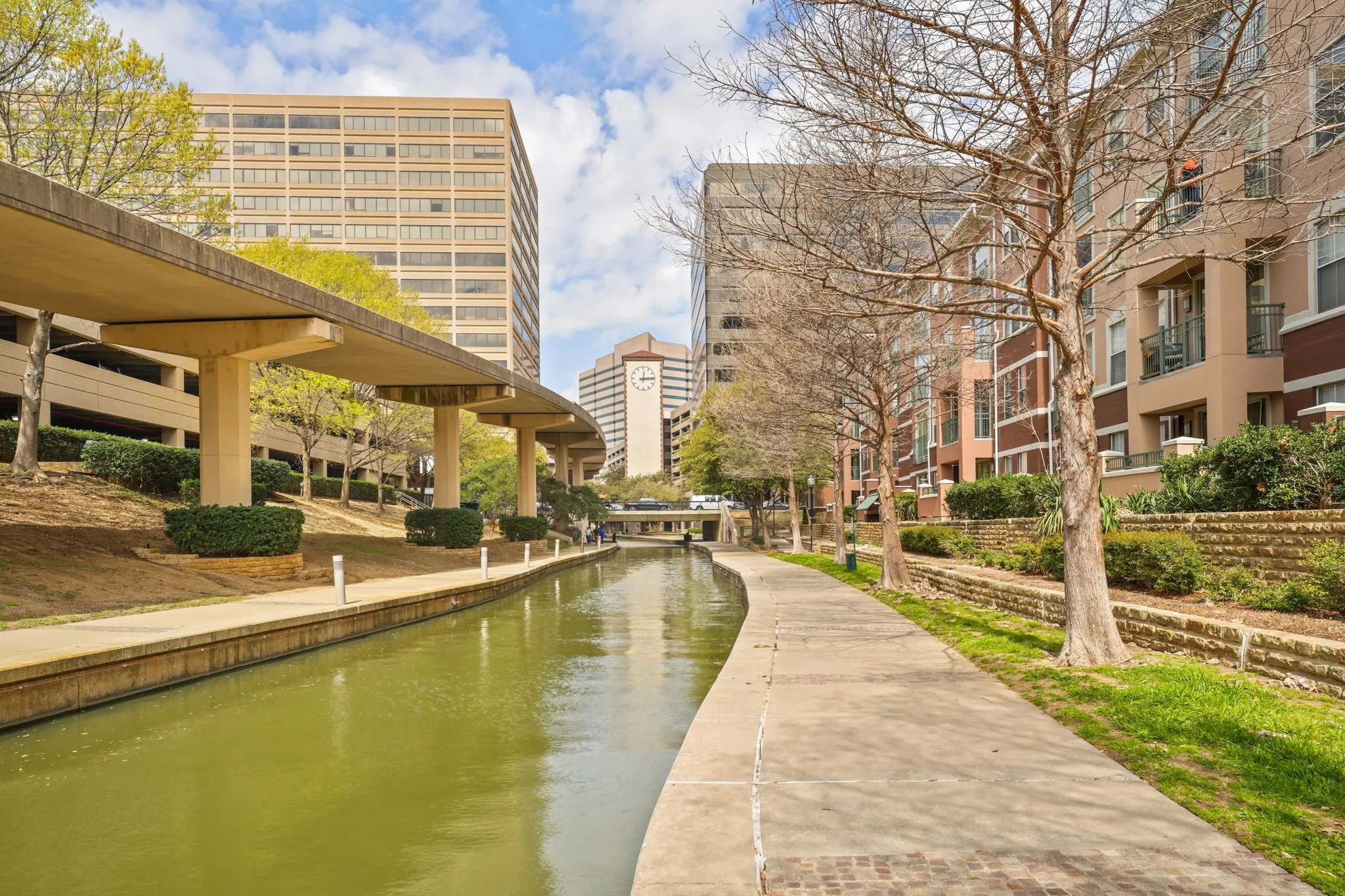 Condominium For Rent in Dallas County , 330 Las Colinas Boulevard E 466, Irving, Texas 75039, 2 Bedroom, 1 Bathroom, 2 Garage spaces, 1,092 Sqft, built in 2001, mls#21390681, Real Estate Agent in Irving, Homes For Rent in Dallas county, Homes For Rent in Irving, Realtor in Irving Texas, Real Estate Brokerage Independent Realty Texas, Luminita Cordes Realtor