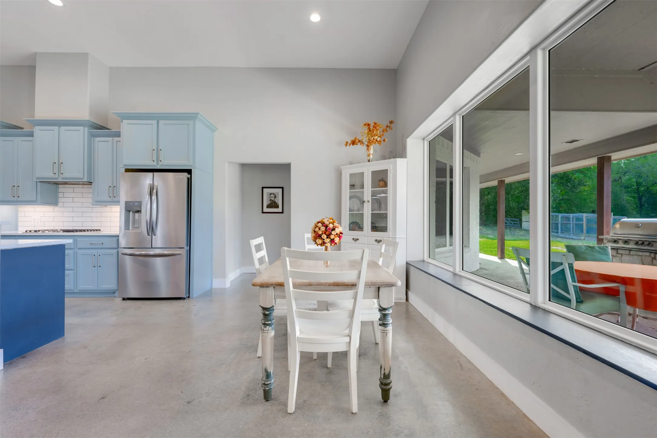 Single Family Residence For Sale in Smith County , 16045 County Road 1130, Flint, Texas 75762, 5 Bedroom, 4 Bathroom, 3 Garage spaces, 3,580 Sqft, built in 2015, mls#21390605, Real Estate Agent in Flint, Homes For Sale in Smith county, Homes For Sale in Flint, Realtor in Flint Texas, Real Estate Brokerage Independent Realty Texas, Luminita Cordes Realtor