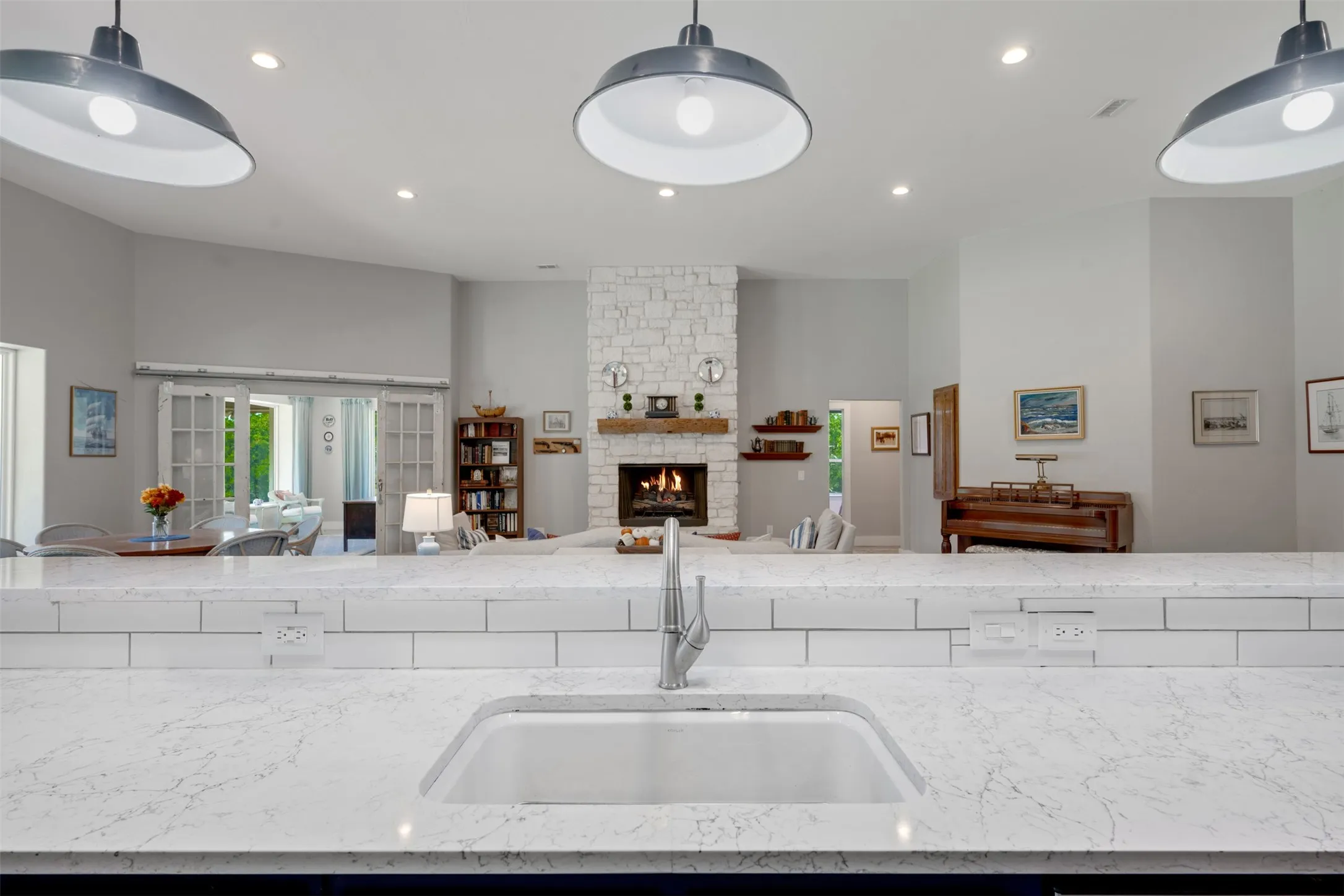 Single Family Residence For Sale in Smith County , 16045 County Road 1130, Flint, Texas 75762, 5 Bedroom, 4 Bathroom, 3 Garage spaces, 3,580 Sqft, built in 2015, mls#21390605, Real Estate Agent in Flint, Homes For Sale in Smith county, Homes For Sale in Flint, Realtor in Flint Texas, Real Estate Brokerage Independent Realty Texas, Luminita Cordes Realtor