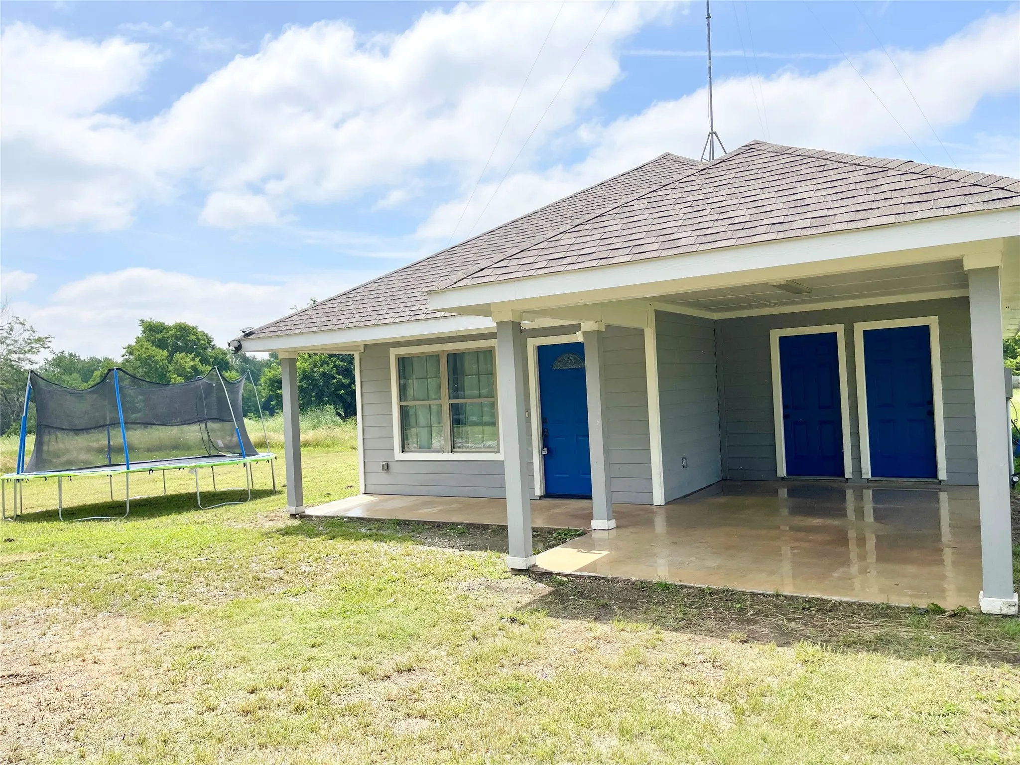 Single Family Residence For Sale in Hunt County , 1581 County Road 1079, Greenville, Texas 75401, 3 Bedroom, 2 Bathroom, Garage spaces, 1,340 Sqft, built in 2017, mls#21390711, Real Estate Agent in Greenville, Homes For Sale in Hunt county, Homes For Sale in Greenville, Realtor in Greenville Texas, Real Estate Brokerage Independent Realty Texas, Luminita Cordes Realtor
