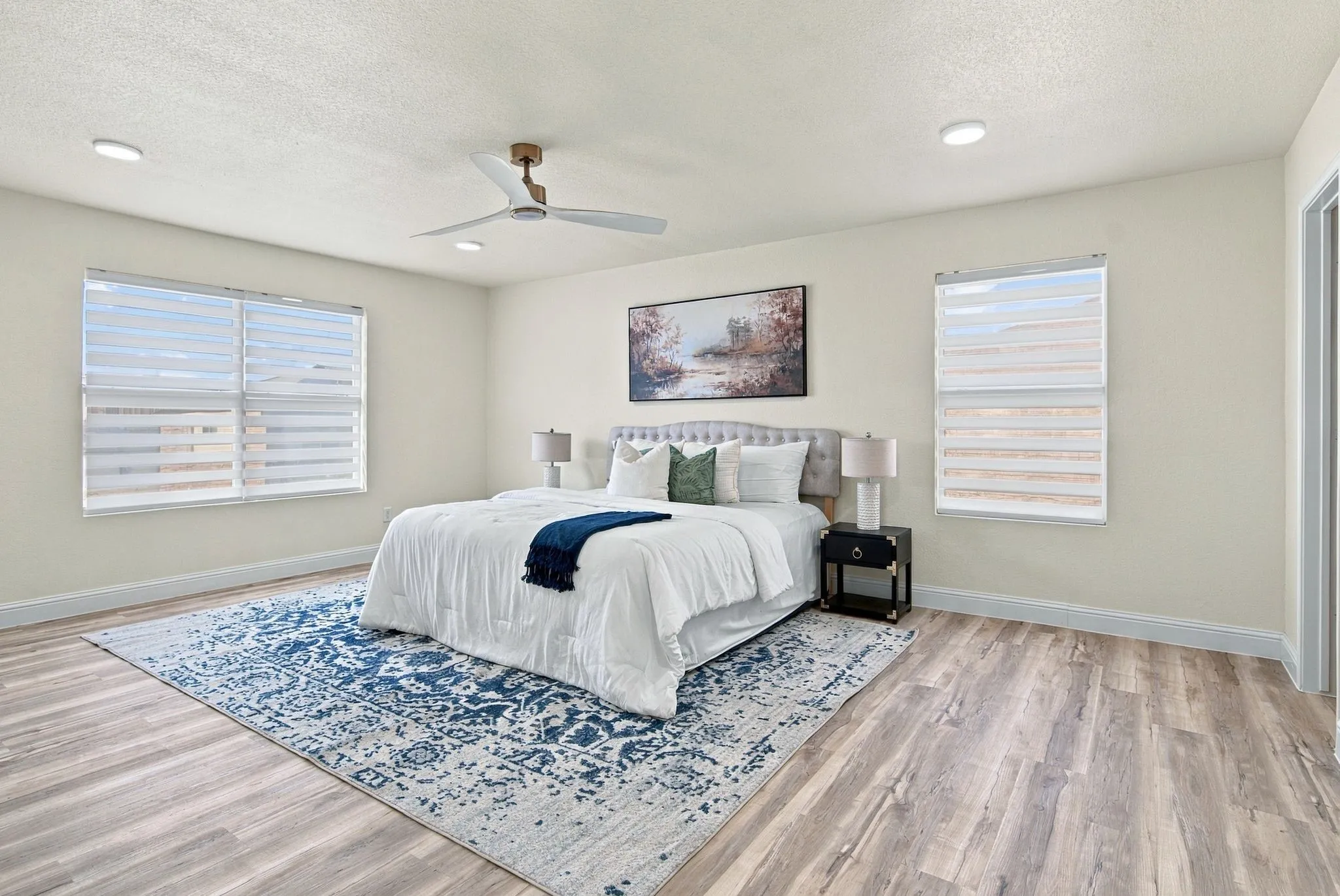 Single Family Residence For Sale in Tarrant County , 717 Redwing Drive, Saginaw, Texas 76131, 4 Bedroom, 3 Bathroom, 2 Garage spaces, 2,206 Sqft, built in 2007, mls#21390646, Real Estate Agent in Saginaw, Homes For Sale in Tarrant county, Homes For Sale in Saginaw, Realtor in Saginaw Texas, Real Estate Brokerage Independent Realty Texas, Luminita Cordes Realtor