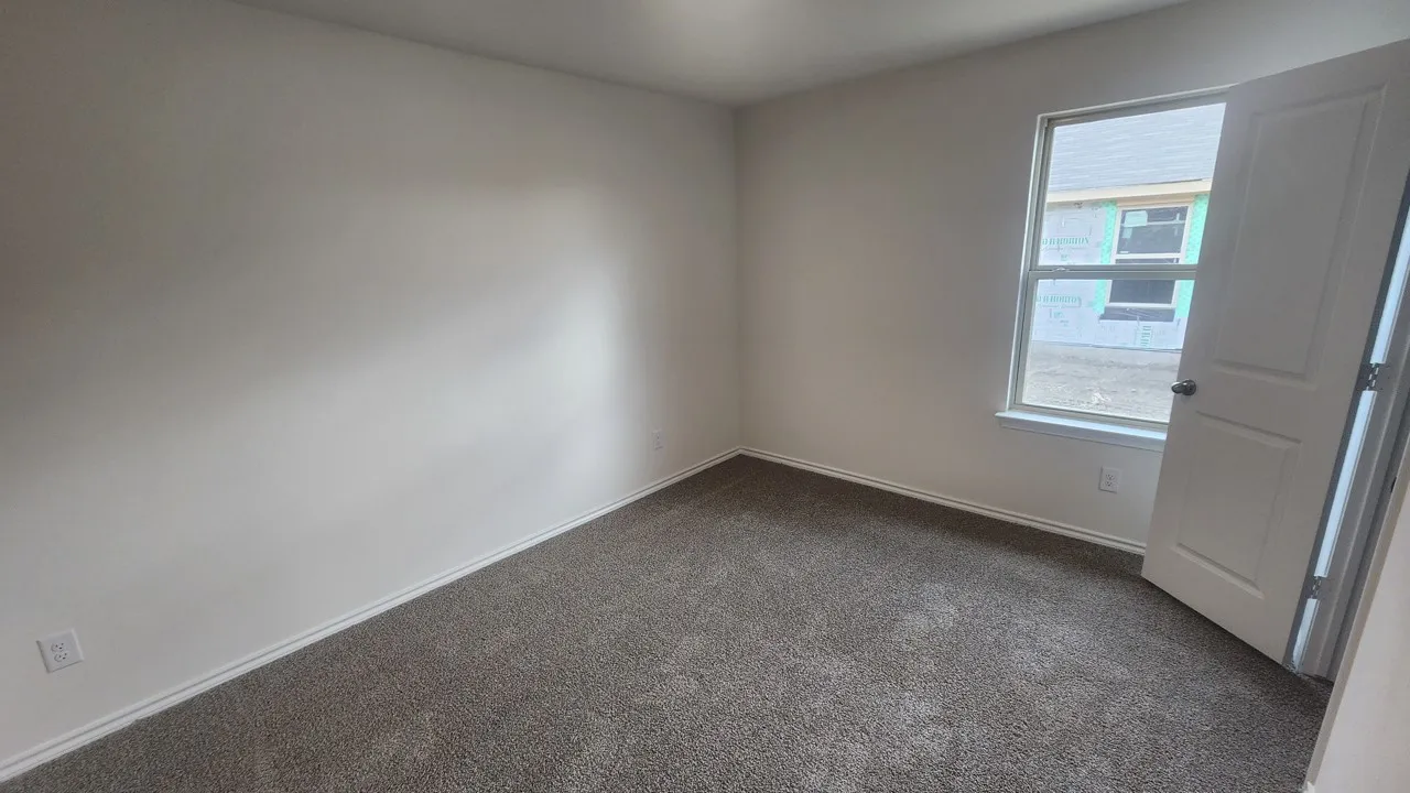 Light gray carpet flooring