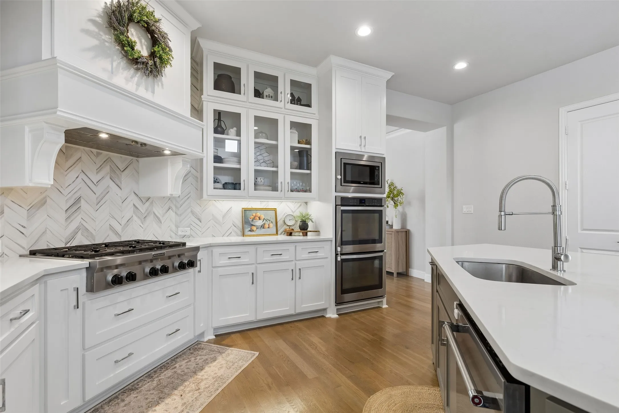 Single Family Residence For Sale in Collin County , 2309 Leslie Lane, Mc Kinney, Texas 75072, 5 Bedroom, 4 Bathroom, 2 Garage spaces, 3,997 Sqft, built in 2016, mls#21390689, Real Estate Agent in Mc Kinney, Homes For Sale in Collin county, Homes For Sale in Mc Kinney, Realtor in Mc Kinney Texas, Real Estate Brokerage Independent Realty Texas, Luminita Cordes Realtor