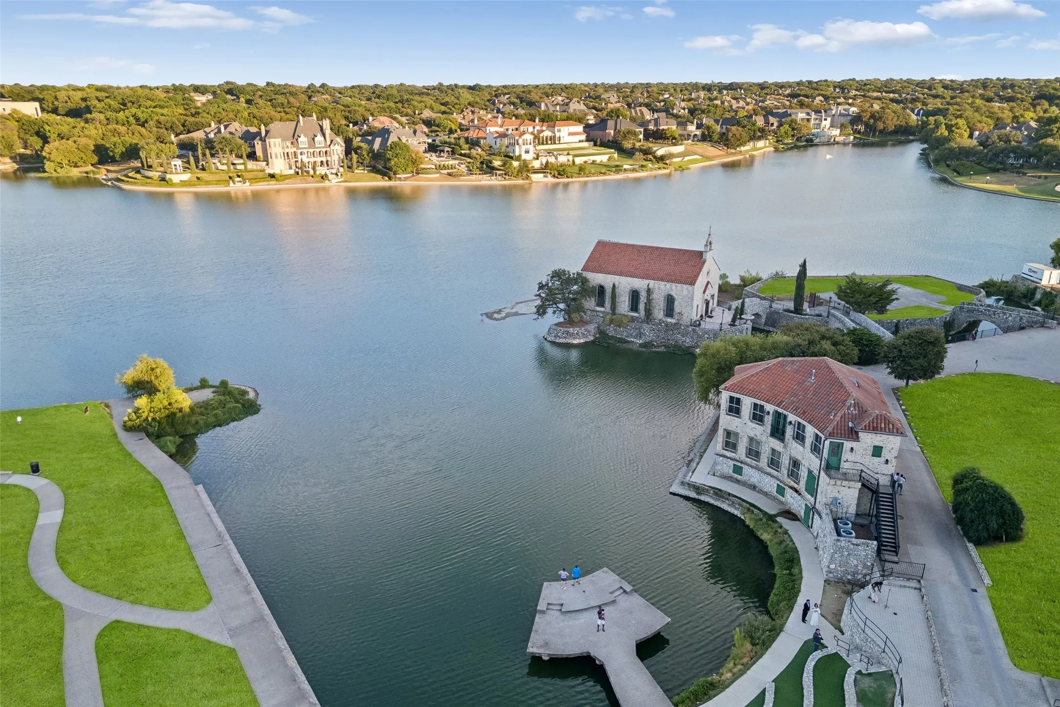 Single Family Residence For Sale in Collin County , 2309 Leslie Lane, Mc Kinney, Texas 75072, 5 Bedroom, 4 Bathroom, 2 Garage spaces, 3,997 Sqft, built in 2016, mls#21390689, Real Estate Agent in Mc Kinney, Homes For Sale in Collin county, Homes For Sale in Mc Kinney, Realtor in Mc Kinney Texas, Real Estate Brokerage Independent Realty Texas, Luminita Cordes Realtor