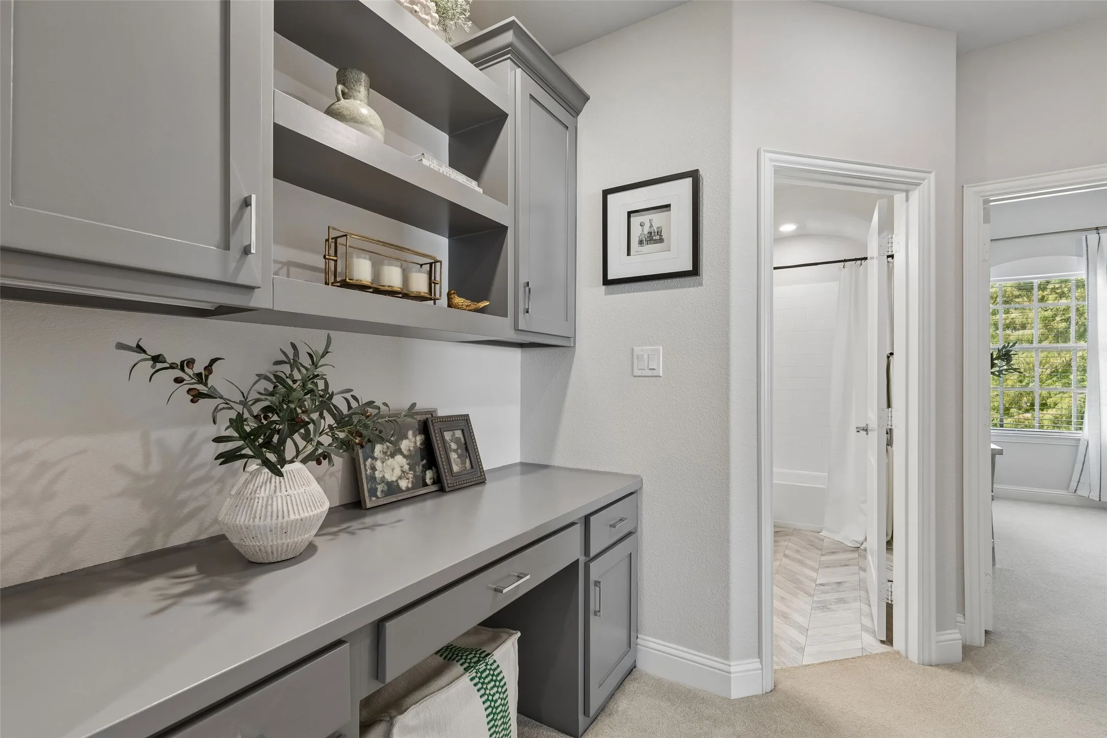 Single Family Residence For Sale in Collin County , 2309 Leslie Lane, Mc Kinney, Texas 75072, 5 Bedroom, 4 Bathroom, 2 Garage spaces, 3,997 Sqft, built in 2016, mls#21390689, Real Estate Agent in Mc Kinney, Homes For Sale in Collin county, Homes For Sale in Mc Kinney, Realtor in Mc Kinney Texas, Real Estate Brokerage Independent Realty Texas, Luminita Cordes Realtor