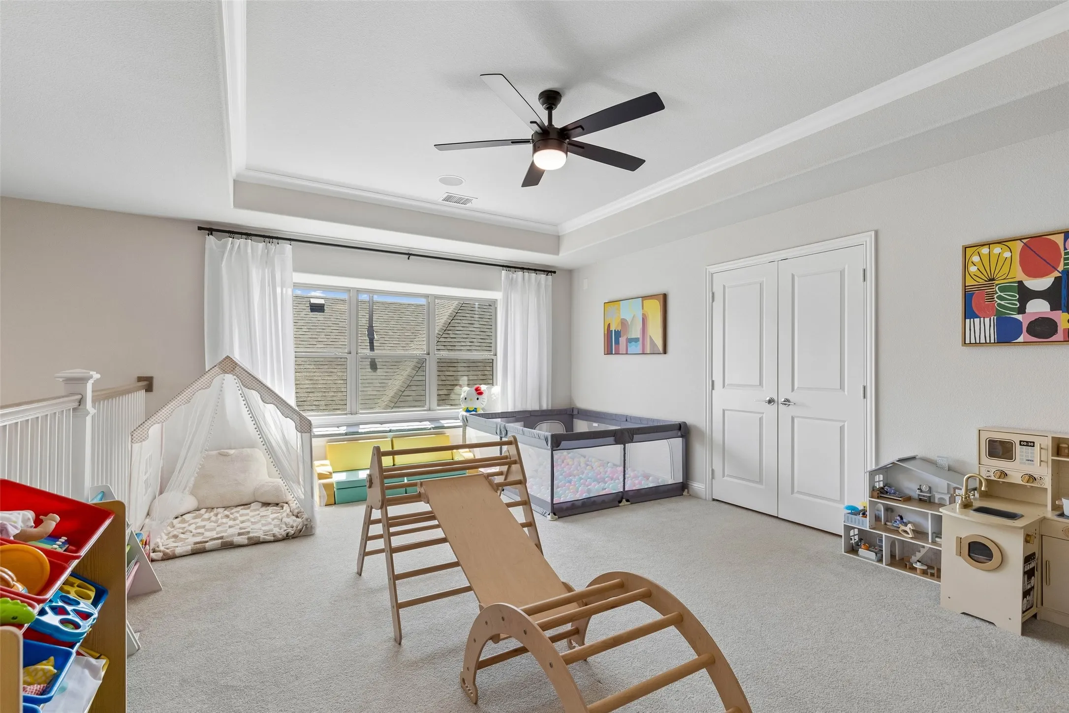 Single Family Residence For Sale in Collin County , 2309 Leslie Lane, Mc Kinney, Texas 75072, 5 Bedroom, 4 Bathroom, 2 Garage spaces, 3,997 Sqft, built in 2016, mls#21390689, Real Estate Agent in Mc Kinney, Homes For Sale in Collin county, Homes For Sale in Mc Kinney, Realtor in Mc Kinney Texas, Real Estate Brokerage Independent Realty Texas, Luminita Cordes Realtor