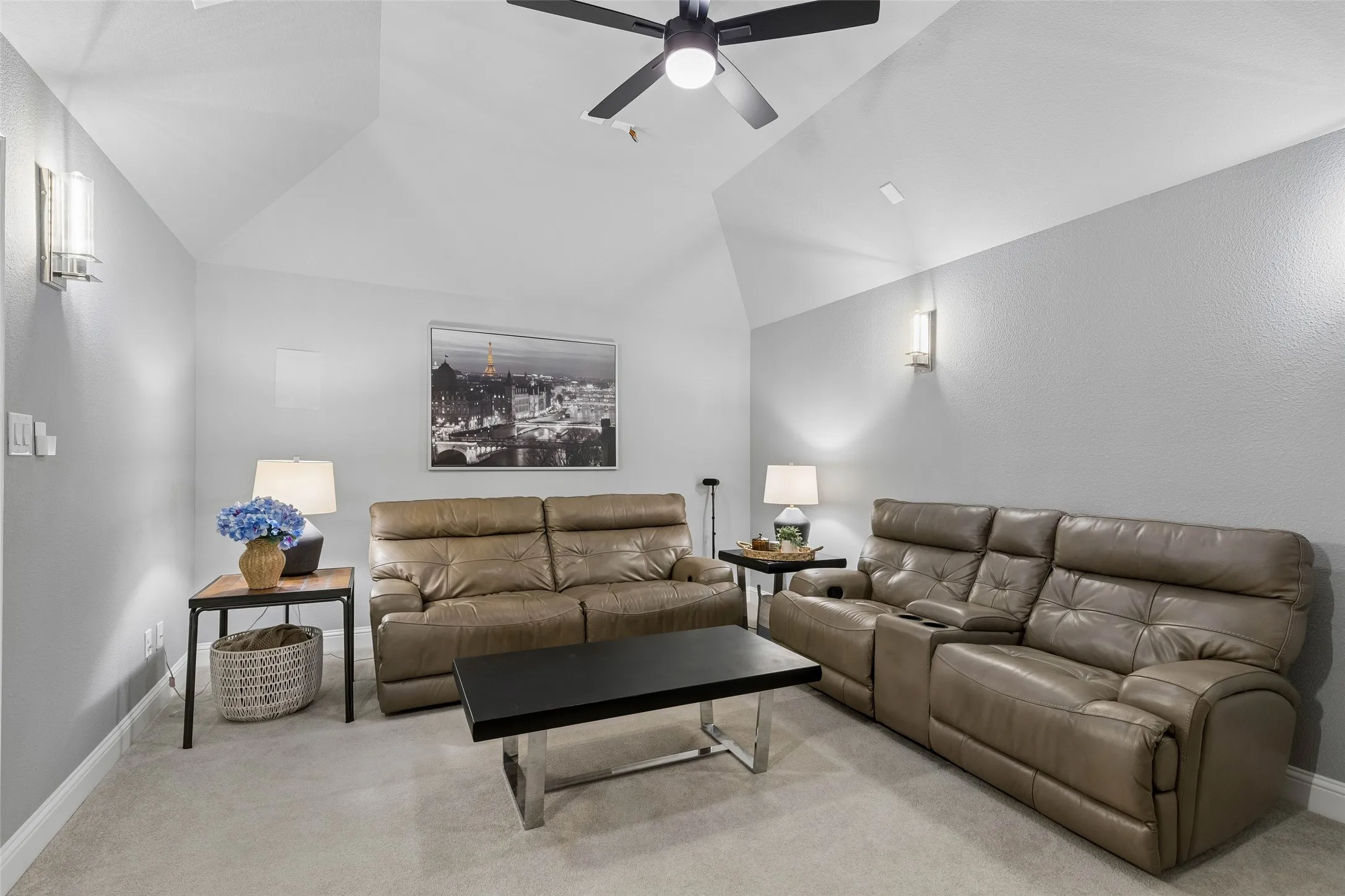 Single Family Residence For Sale in Collin County , 2309 Leslie Lane, Mc Kinney, Texas 75072, 5 Bedroom, 4 Bathroom, 2 Garage spaces, 3,997 Sqft, built in 2016, mls#21390689, Real Estate Agent in Mc Kinney, Homes For Sale in Collin county, Homes For Sale in Mc Kinney, Realtor in Mc Kinney Texas, Real Estate Brokerage Independent Realty Texas, Luminita Cordes Realtor