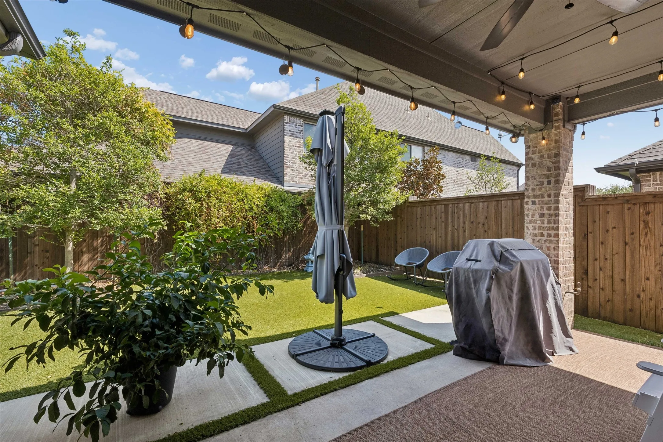 Single Family Residence For Sale in Collin County , 2309 Leslie Lane, Mc Kinney, Texas 75072, 5 Bedroom, 4 Bathroom, 2 Garage spaces, 3,997 Sqft, built in 2016, mls#21390689, Real Estate Agent in Mc Kinney, Homes For Sale in Collin county, Homes For Sale in Mc Kinney, Realtor in Mc Kinney Texas, Real Estate Brokerage Independent Realty Texas, Luminita Cordes Realtor