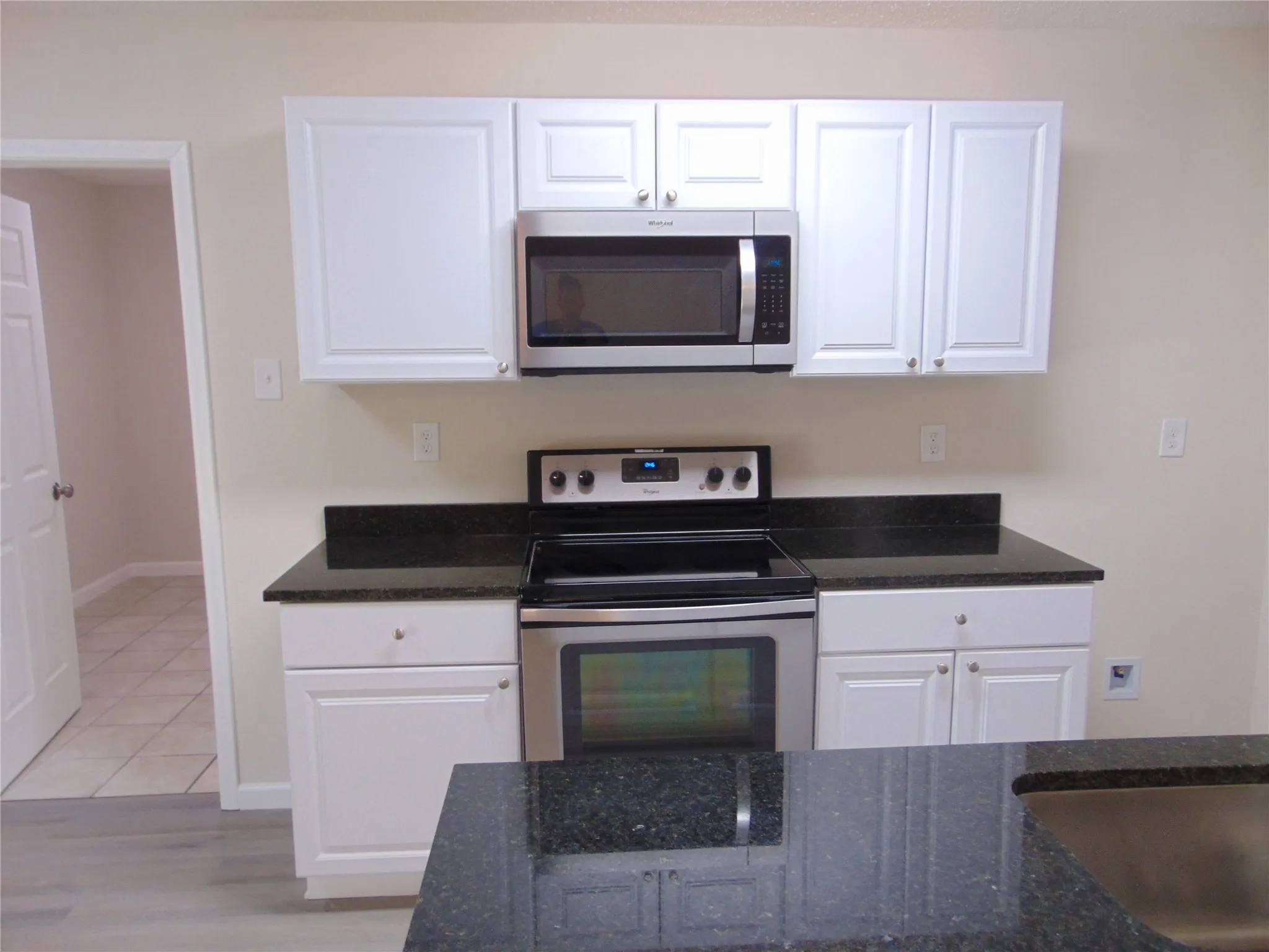 Single Family Residence For Sale in Dallas County , 1224 Mars Drive, Cedar Hill, Texas 75104, 4 Bedroom, 2 Bathroom, Garage spaces, 1,440 Sqft, built in 1975, mls#21371389, Real Estate Agent in Cedar Hill, Homes For Sale in Dallas county, Homes For Sale in Cedar Hill, Realtor in Cedar Hill Texas, Real Estate Brokerage Independent Realty Texas, Luminita Cordes Realtor