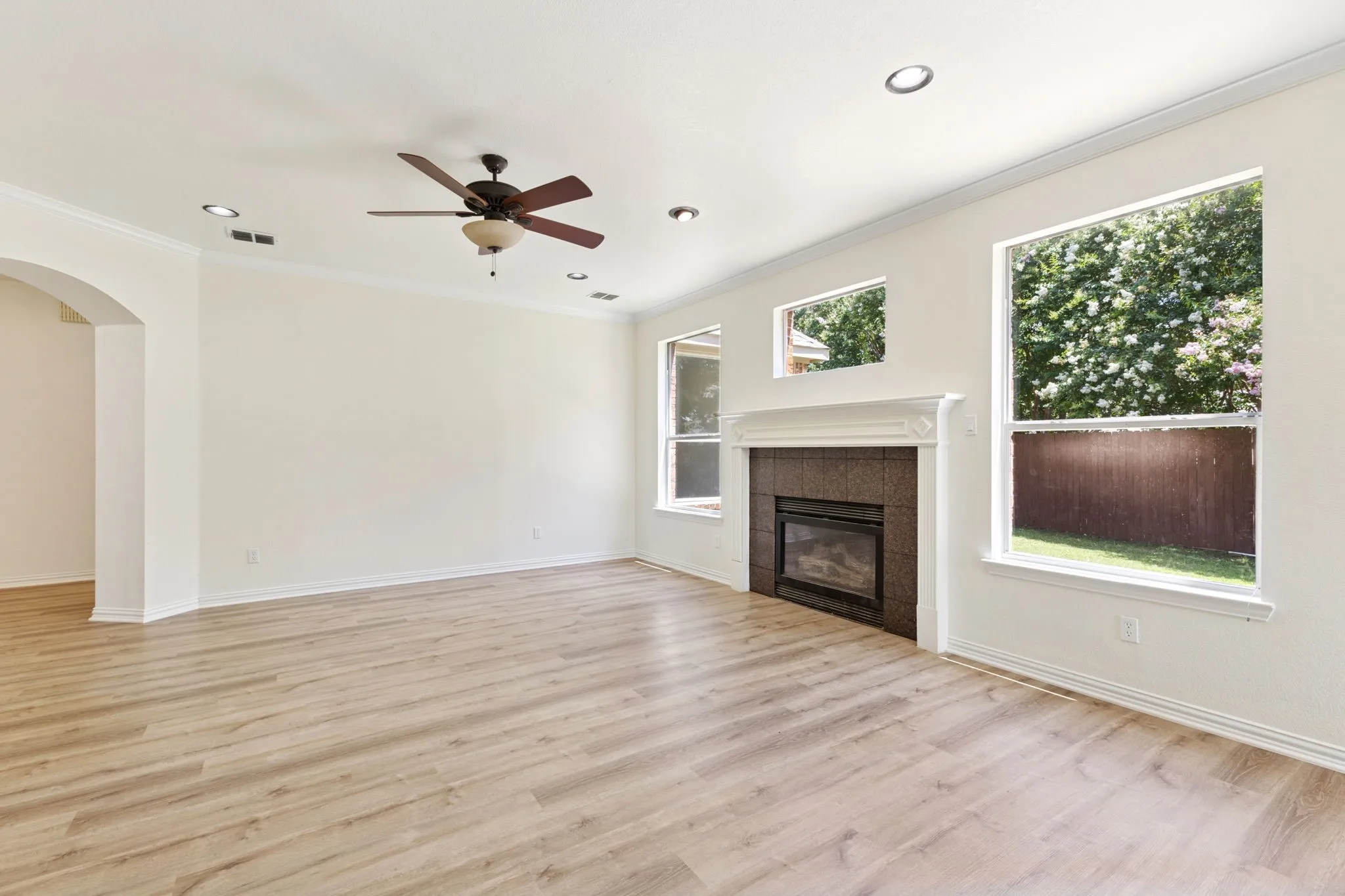 Single Family Residence For Rent in Denton County , 2509 Woodstone Court, Flower Mound, Texas 75022, 5 Bedroom, 3 Bathroom, 3 Garage spaces, 3,068 Sqft, built in 2001, mls#21390718, Real Estate Agent in Flower Mound, Homes For Rent in Denton county, Homes For Rent in Flower Mound, Realtor in Flower Mound Texas, Real Estate Brokerage Independent Realty Texas, Luminita Cordes Realtor