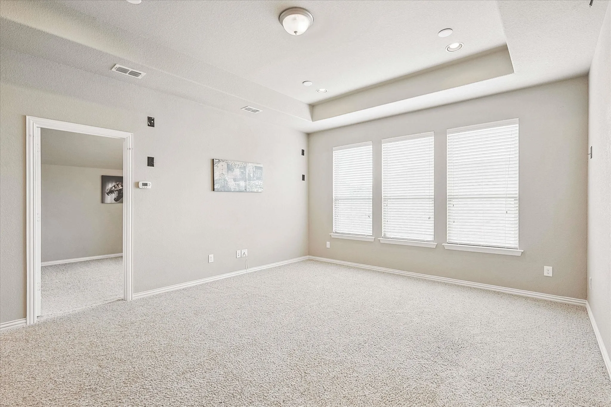 Single Family Residence For Rent in Tarrant County , 4332 Old Grove Way, Fort Worth, Texas 76244, 4 Bedroom, 3 Bathroom, 2 Garage spaces, 2,658 Sqft, built in 2015, mls#21390708, Real Estate Agent in Fort Worth, Homes For Rent in Tarrant county, Homes For Rent in Fort Worth, Realtor in Fort Worth Texas, Real Estate Brokerage Independent Realty Texas, Luminita Cordes Realtor