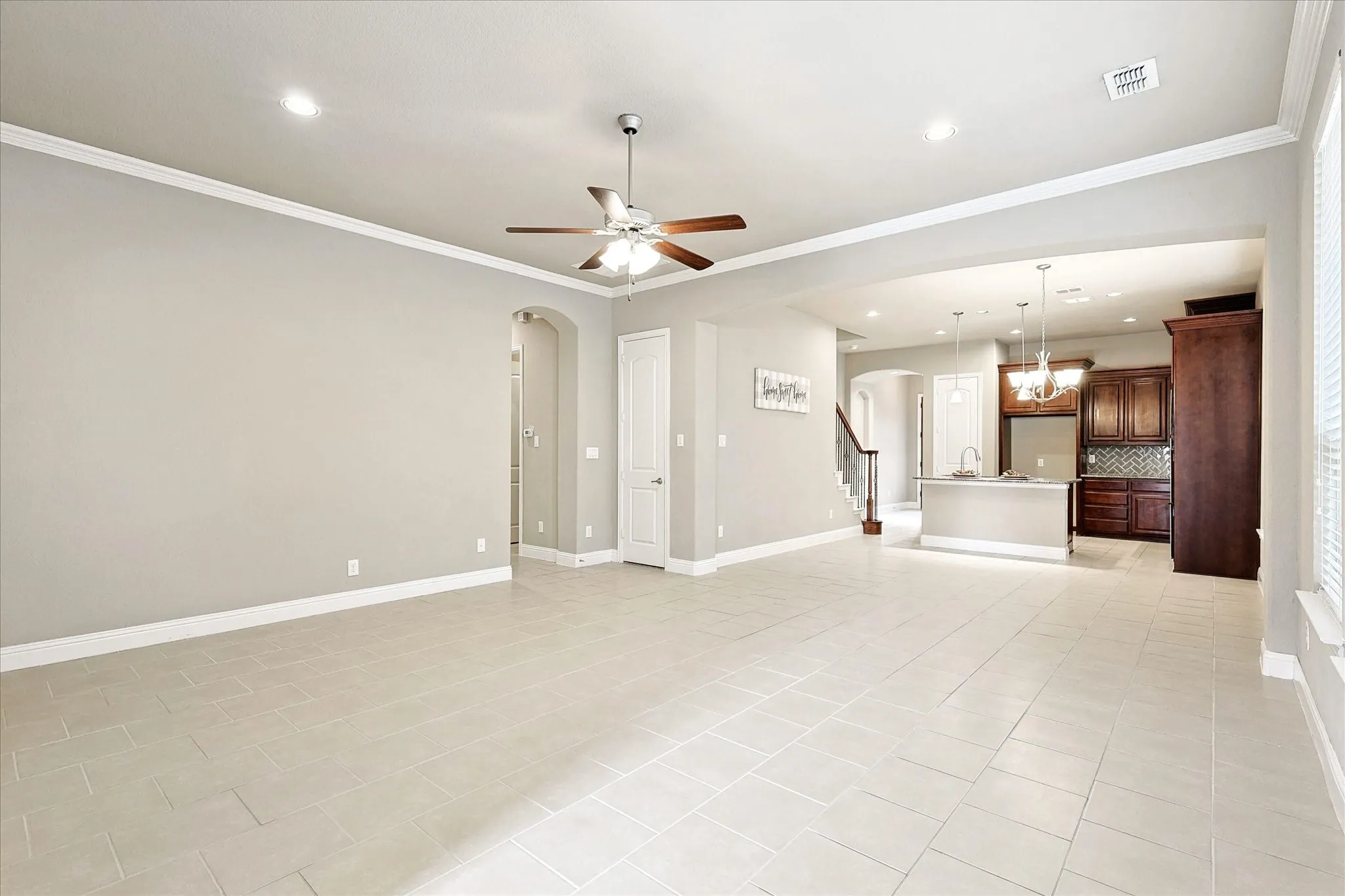 Single Family Residence For Rent in Tarrant County , 4332 Old Grove Way, Fort Worth, Texas 76244, 4 Bedroom, 3 Bathroom, 2 Garage spaces, 2,658 Sqft, built in 2015, mls#21390708, Real Estate Agent in Fort Worth, Homes For Rent in Tarrant county, Homes For Rent in Fort Worth, Realtor in Fort Worth Texas, Real Estate Brokerage Independent Realty Texas, Luminita Cordes Realtor